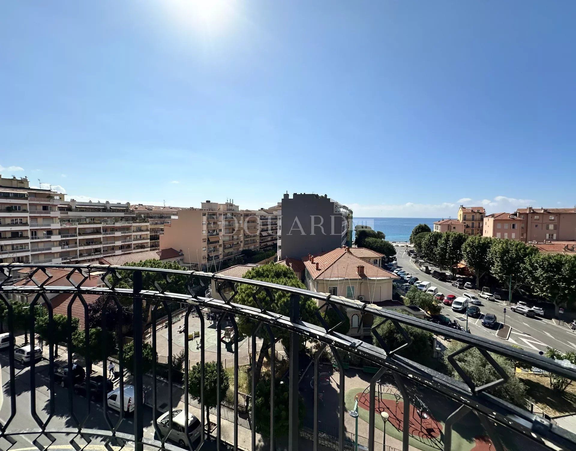 Квартира в Menton, Alpes-Maritimes 12671705