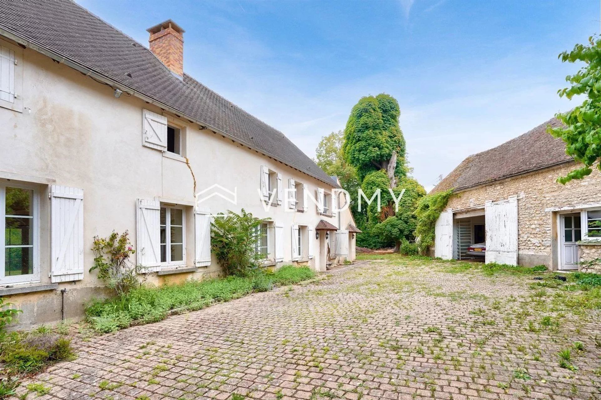 House in Courgent, Yvelines 12673052