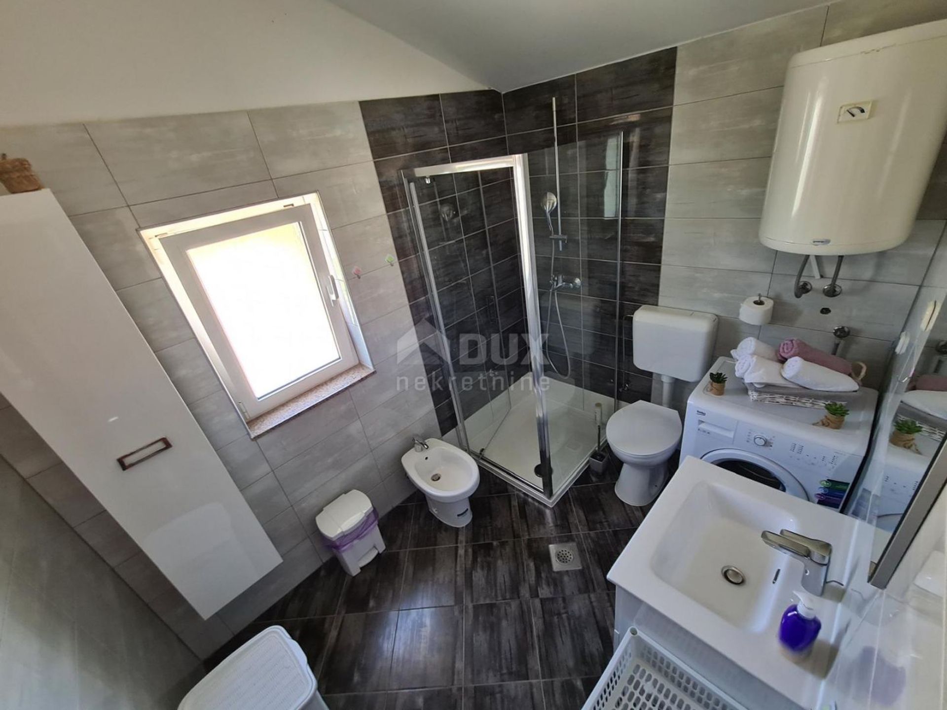 House in Privlaka, Zadar County, Zadar County 12674032