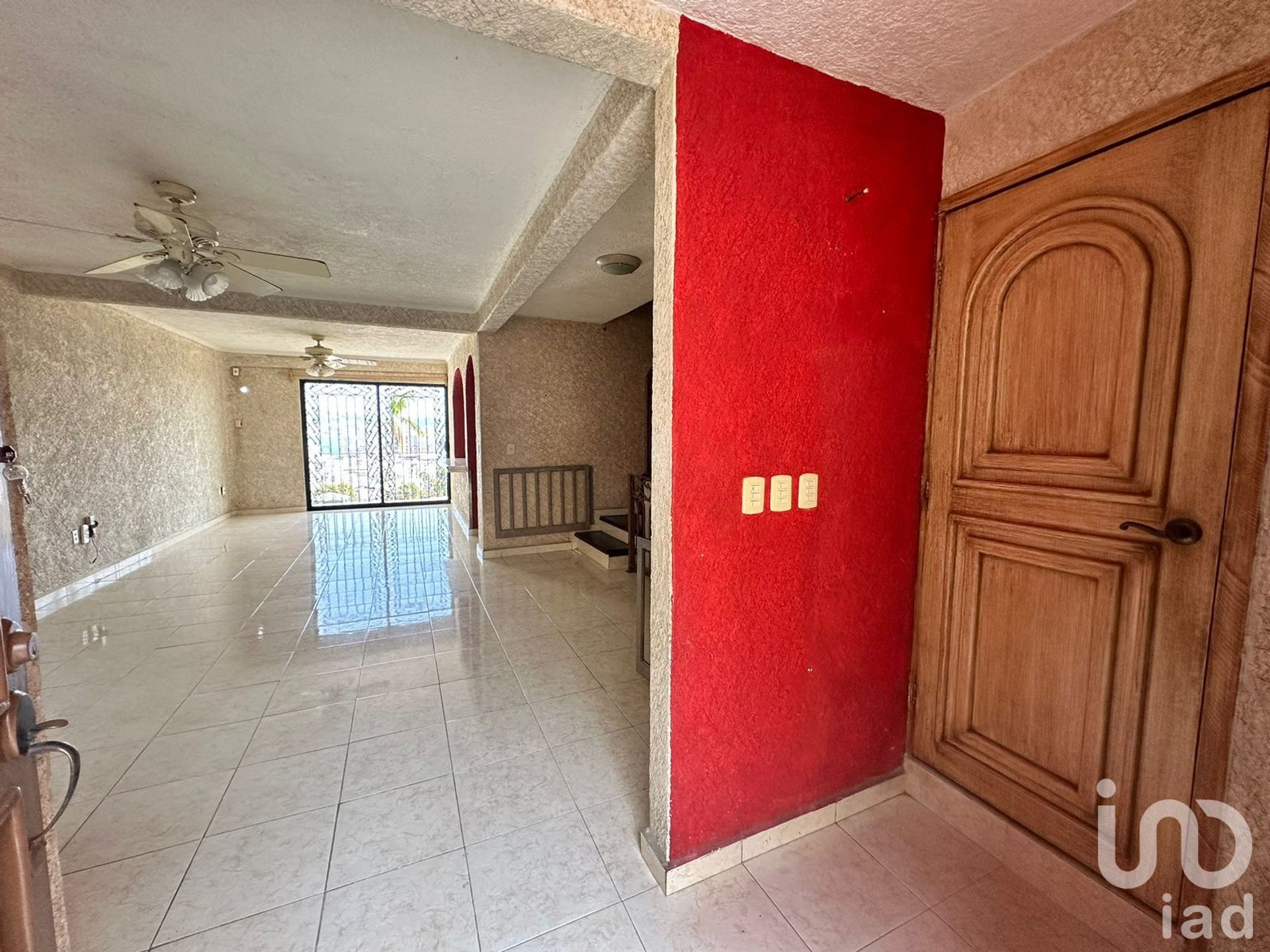 House in Acapulco de Juarez, Guerrero 12675591