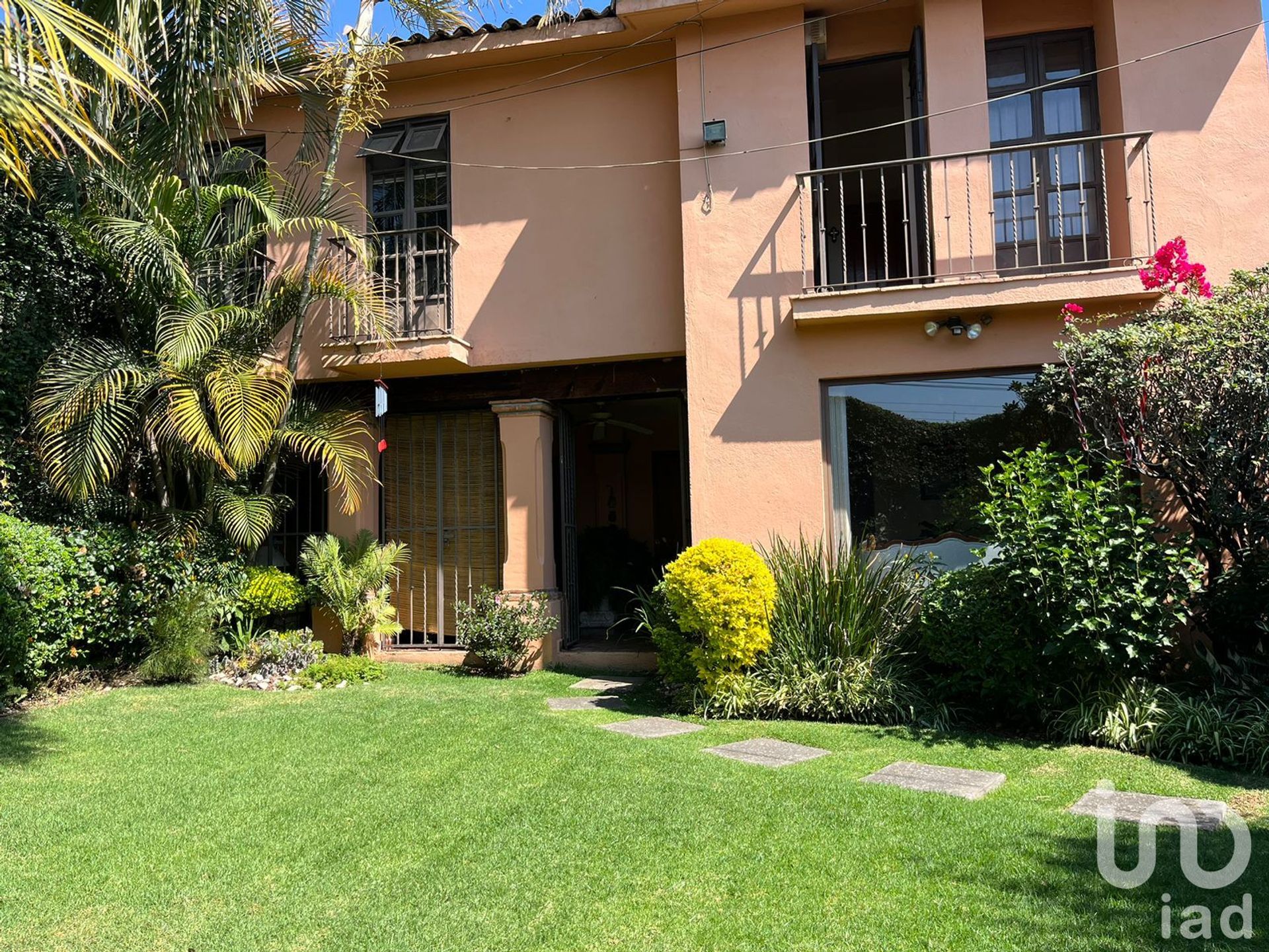 بيت في Cuernavaca, Morelos 12675712