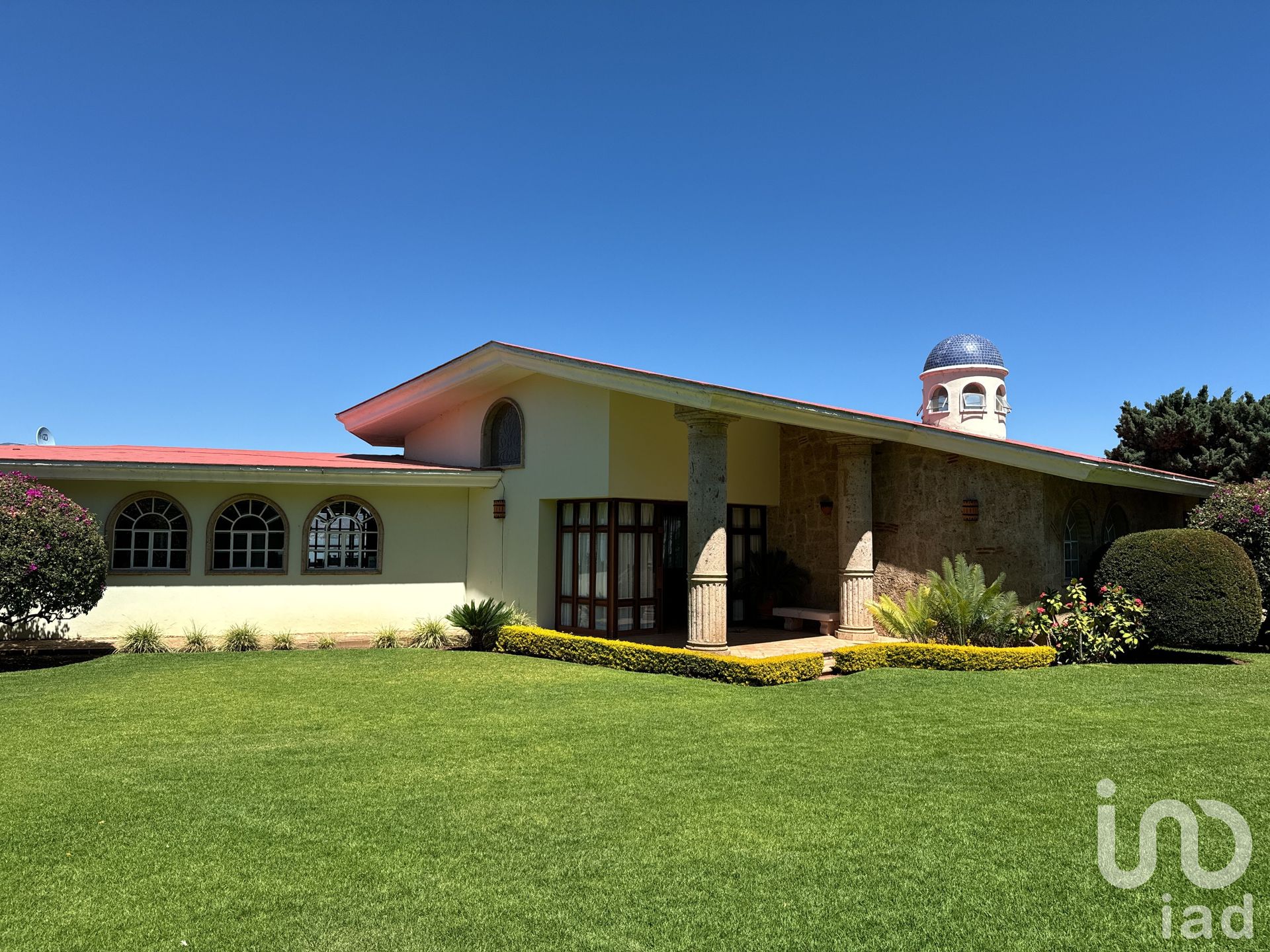 House in El Chante, Jalisco 12679076