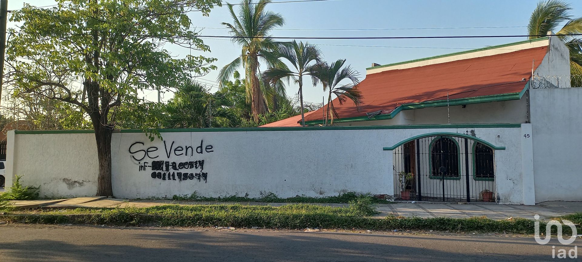 Gabinet w Tecomán, Colima 12680962