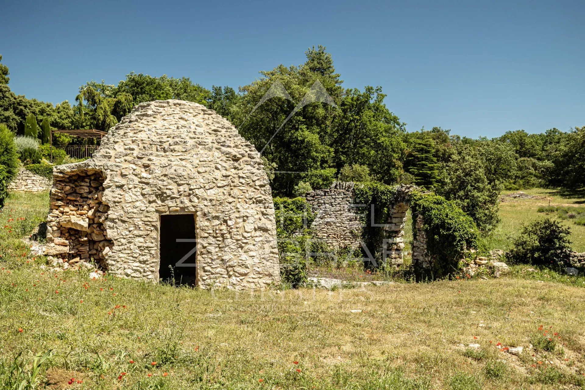 жилой дом в Bonnieux, Vaucluse 12683556