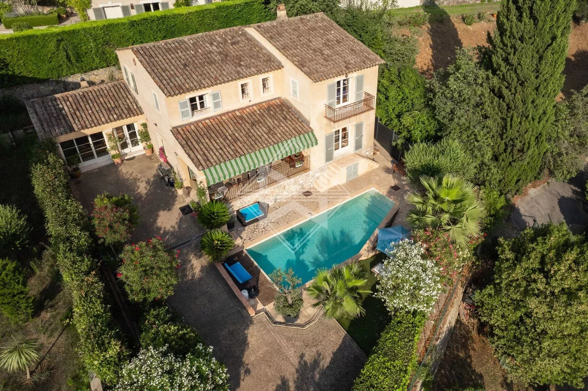 Huis in Valbonne, Provence-Alpes-Côte d'Azur 12683563