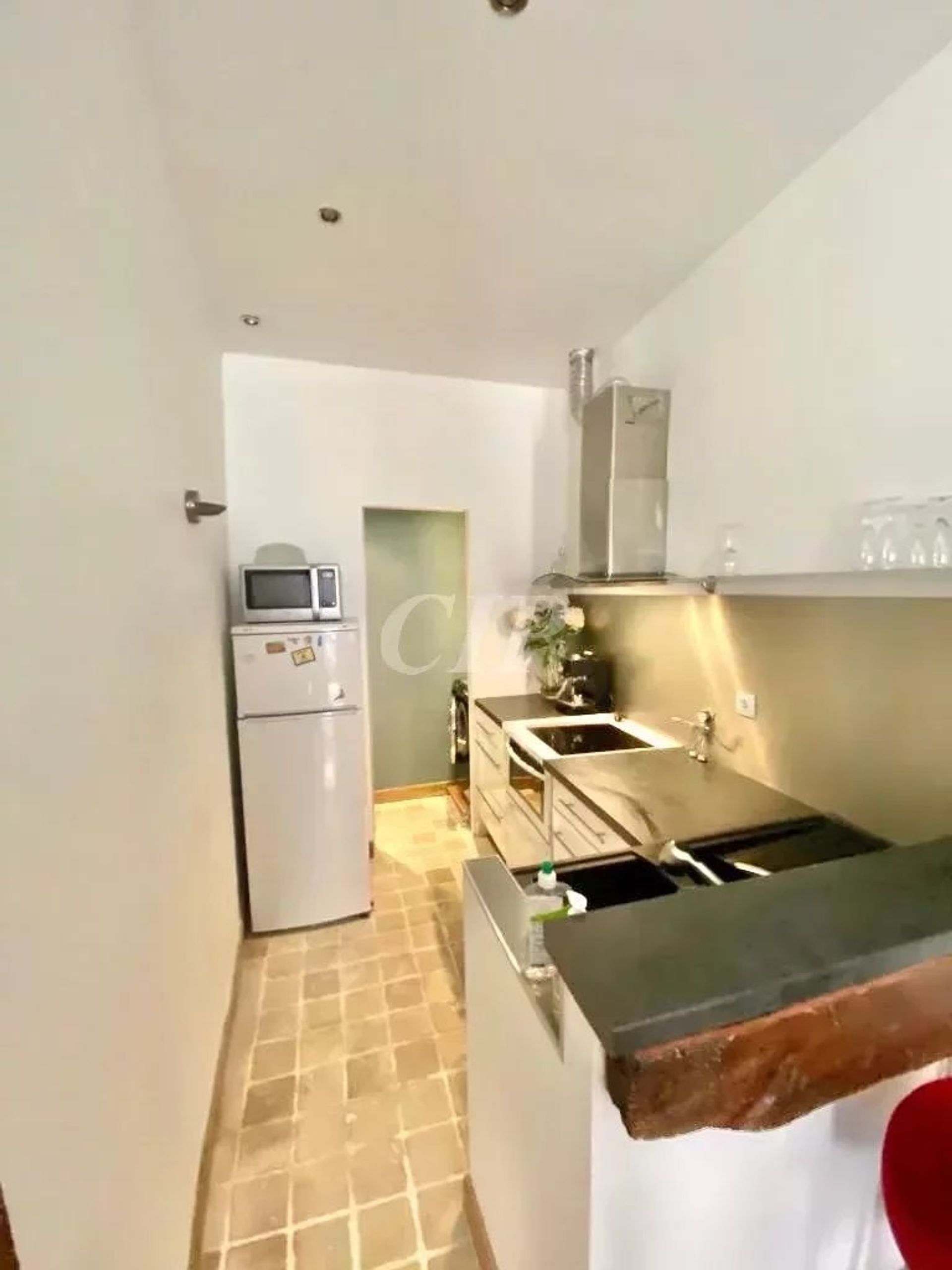 Condominium in Aix-en-Provence, Provence-Alpes-Côte d'Azur 12684357