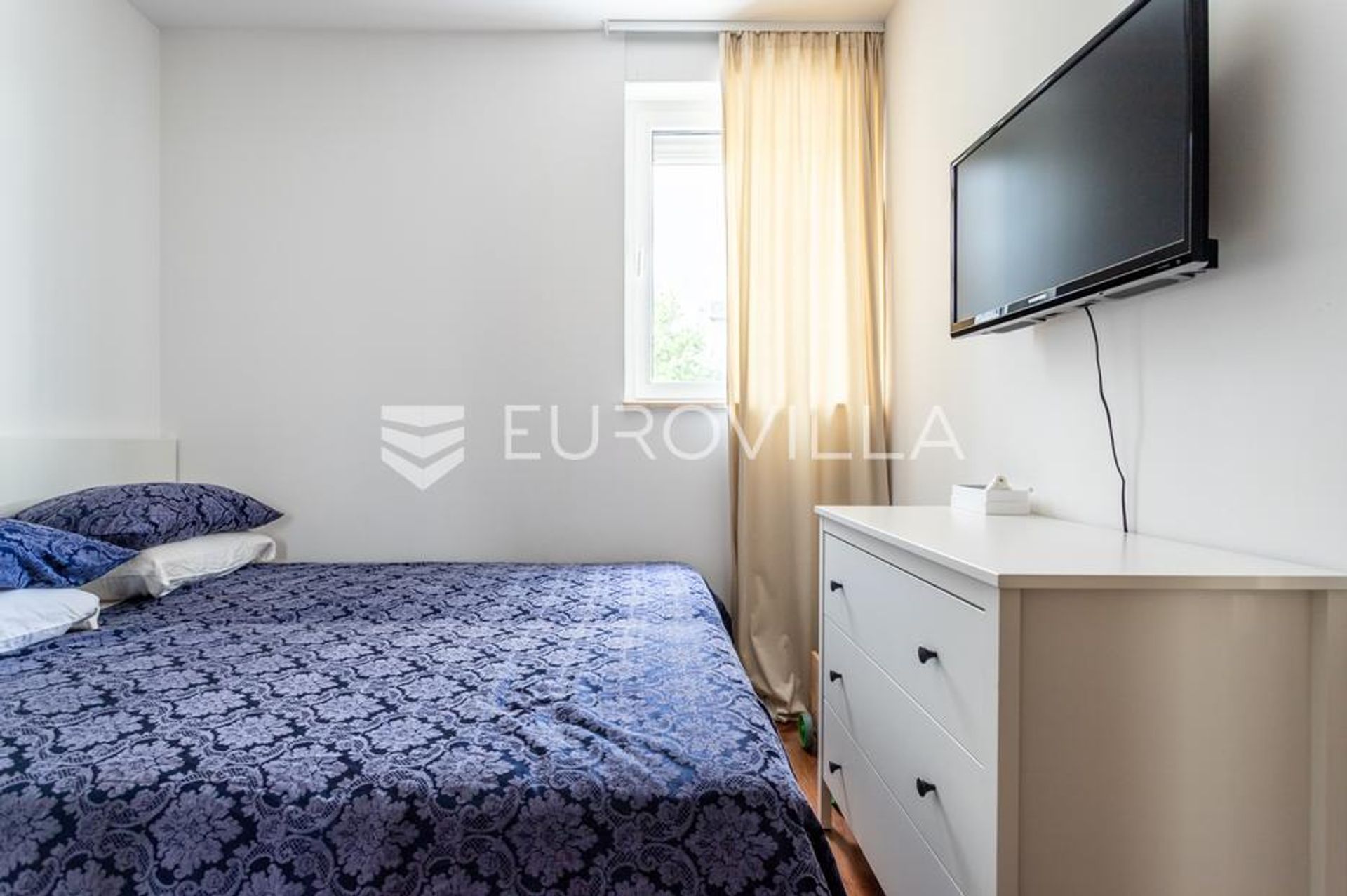 Condominium in Split, Splitsko-dalmatinska županija 12686004