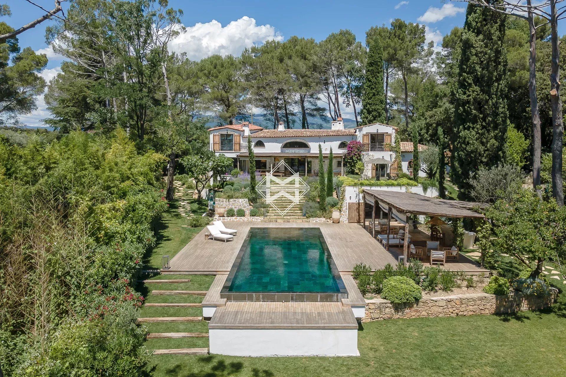 Residenziale nel Mougins, Alpes-Maritimes 12687451