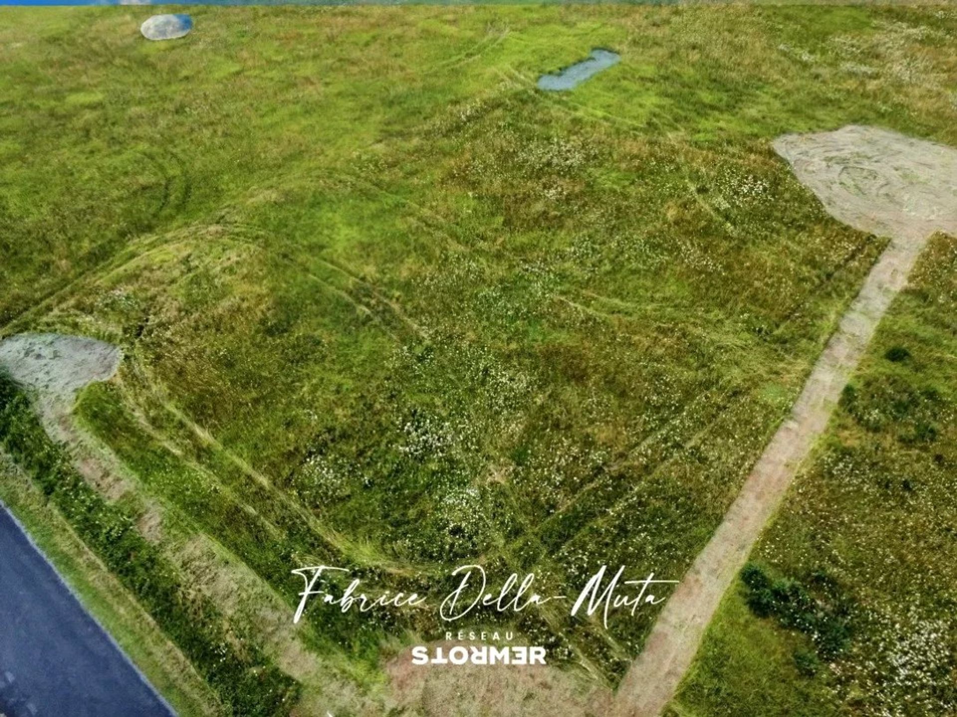 Land i Douville, Nouvelle-Aquitaine 12687496