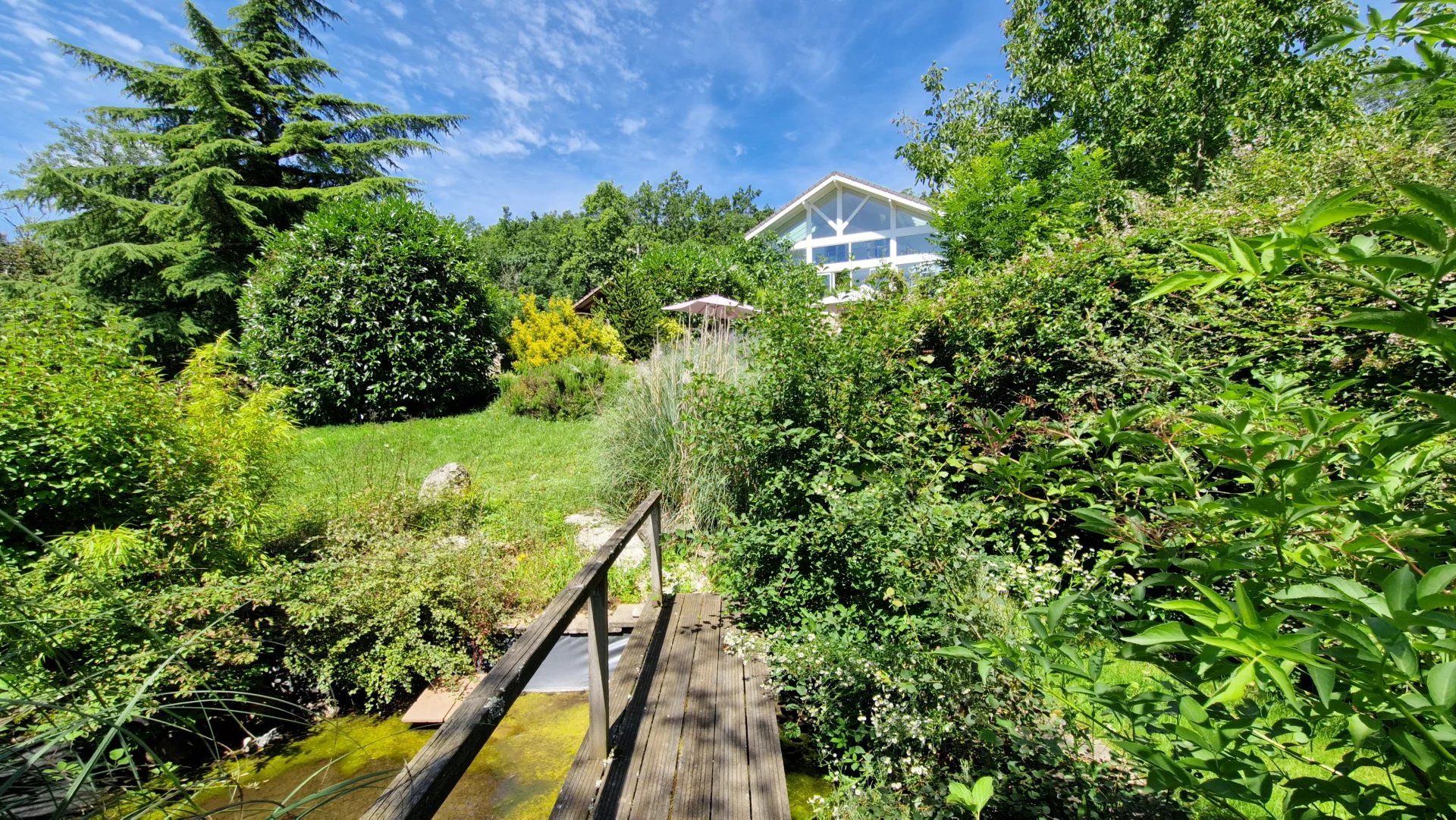 casa no Gex, Auvergne-Rhone-Alpes 12687538