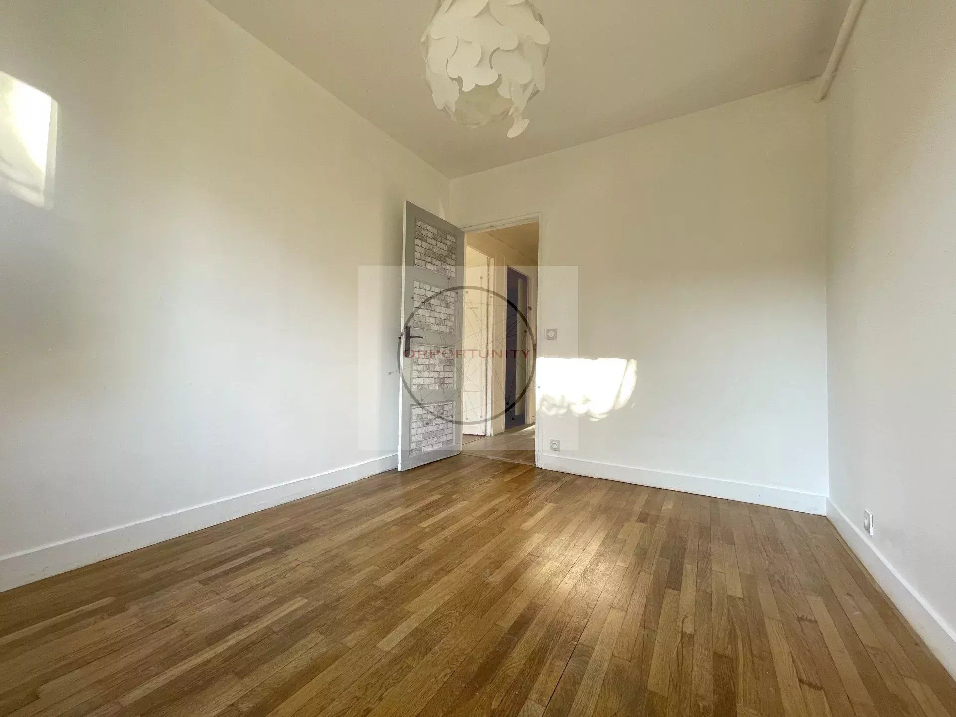 Condominio nel Saint-Mandé, Val-de-Marne 12687636