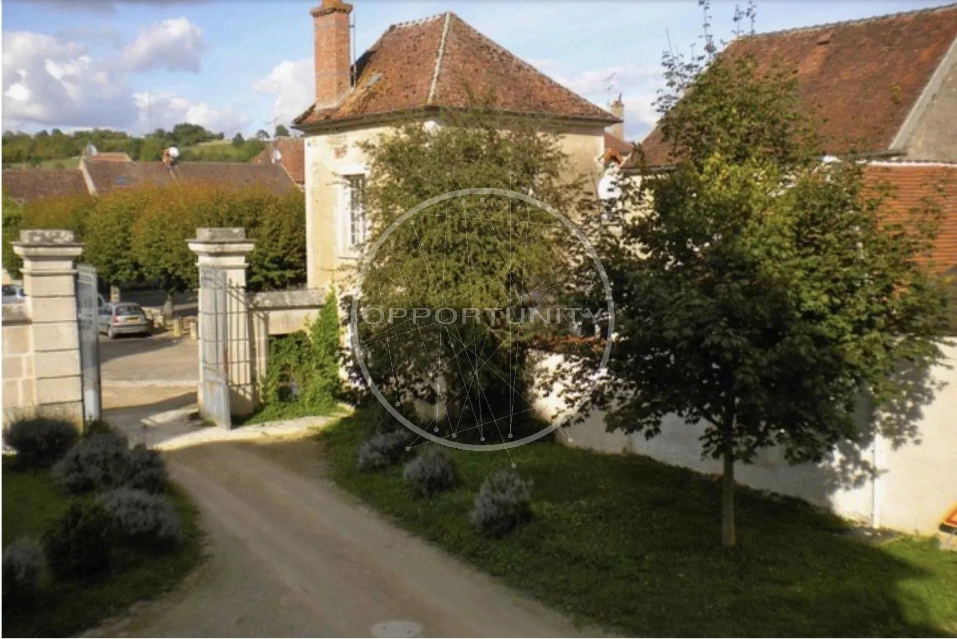 casa no L'Isle-sur-Serein, Yonne 12687703