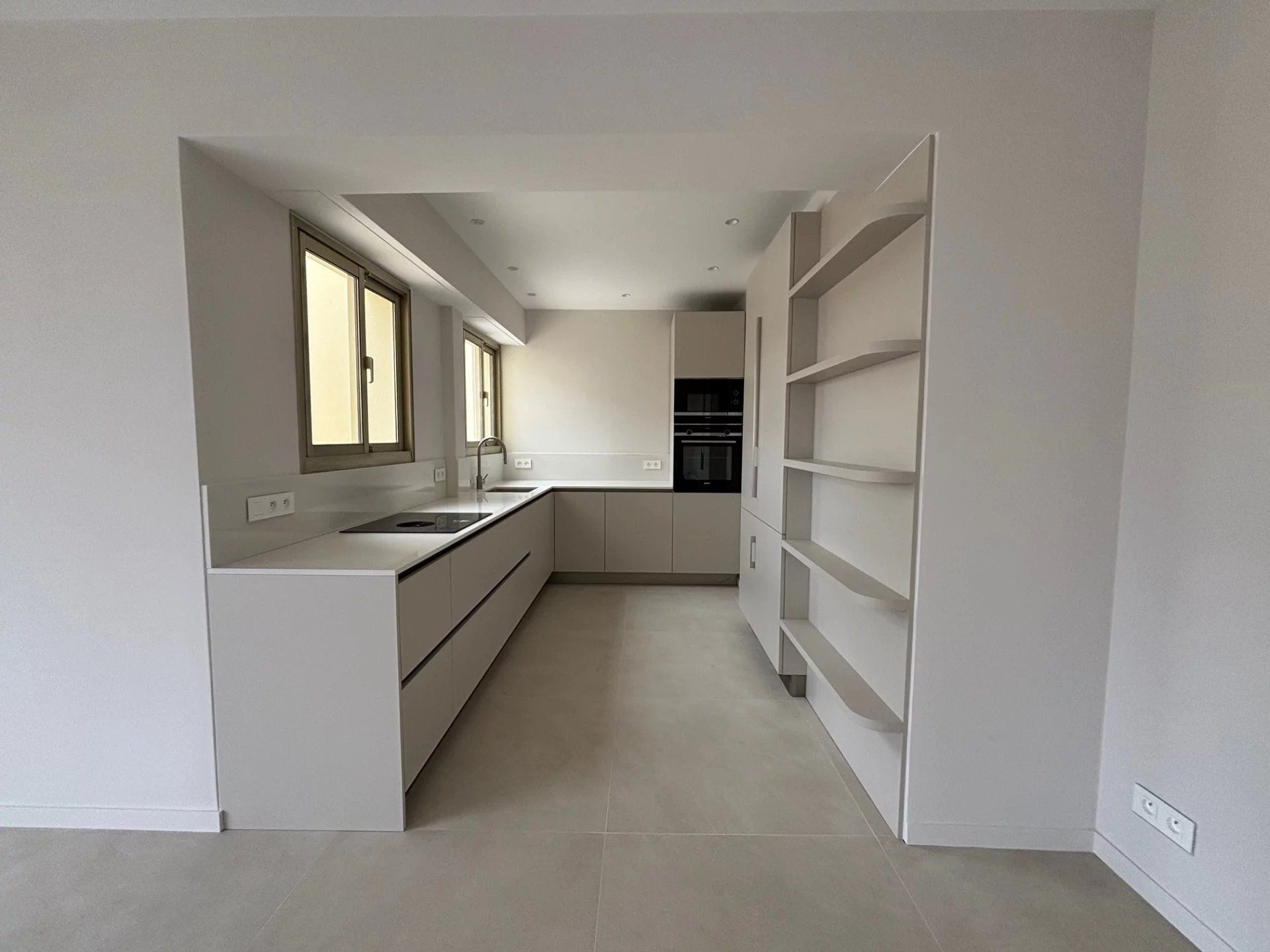 Residencial en Nice, Alpes-Maritimes 12689454