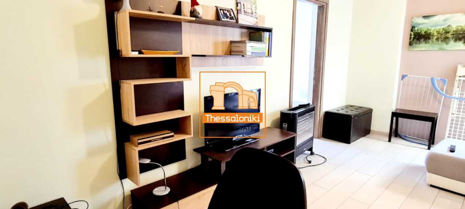 Condominium in Thessaloniki, Kentriki Makedonia 12689742