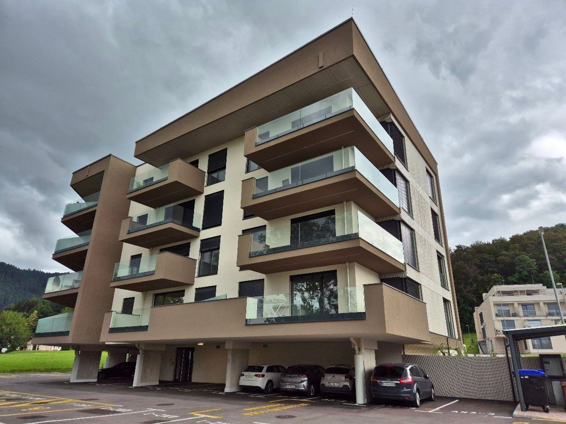 Condominio en , Kranj 12689862