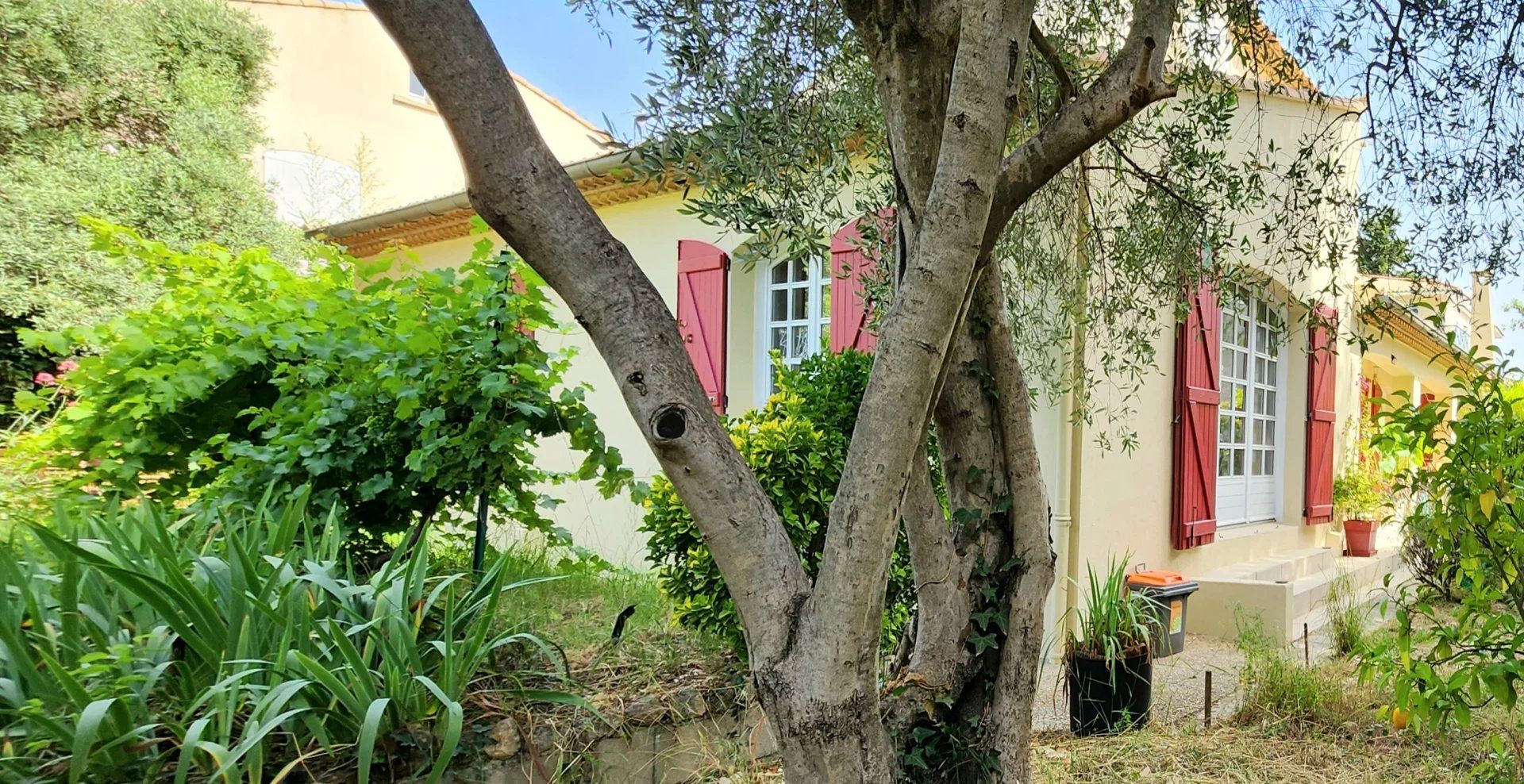 House in Montpellier, Hérault 12690408