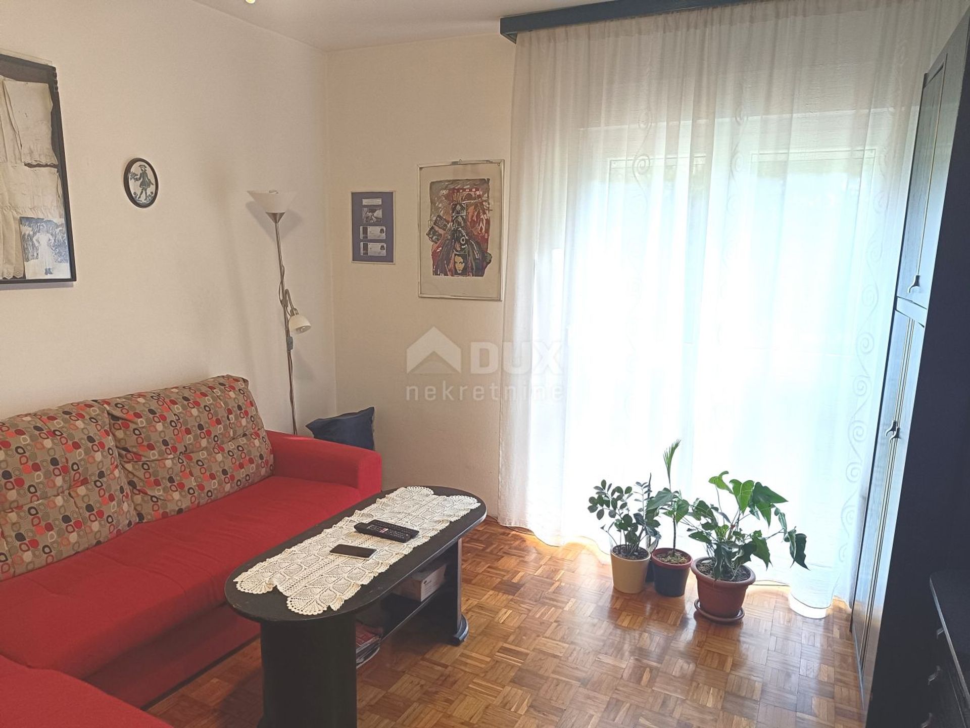 Condominio en Pula, Istarska Županija 12691457