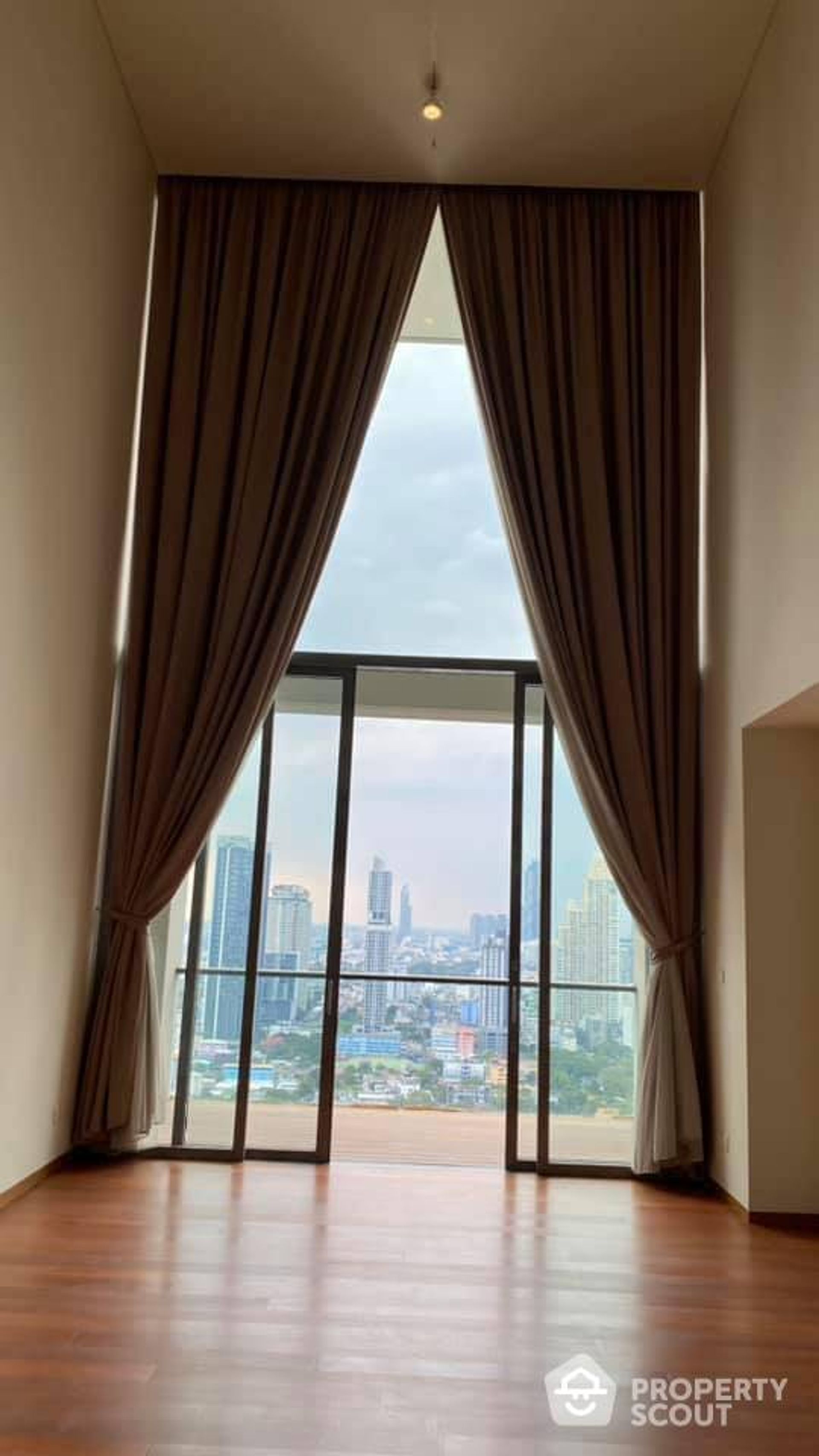 Kondominium dalam Sathon, Krung Thep Maha Nakhon 12691870