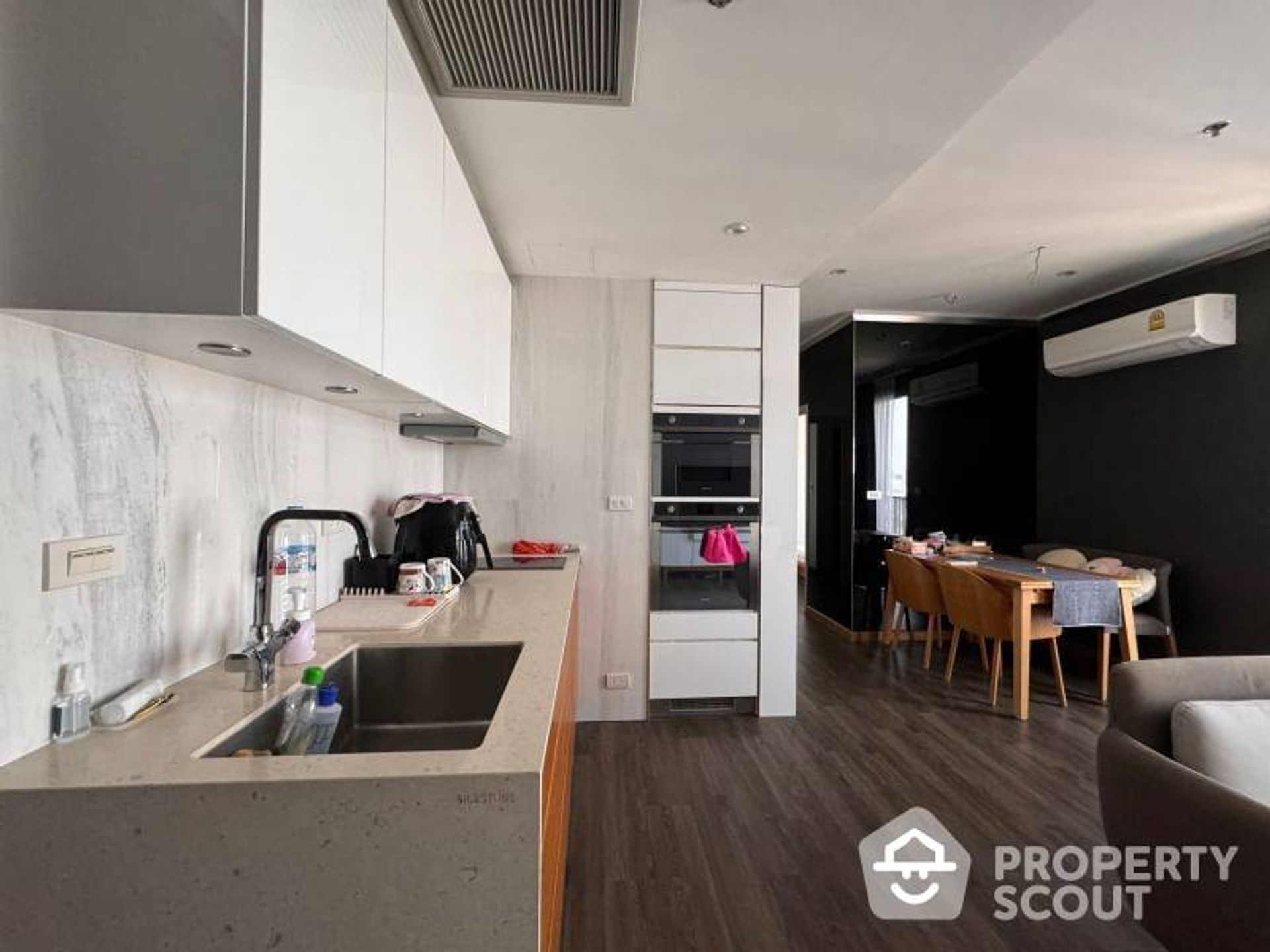 Condominio nel Scendere, Krung Thep Maha Nakhon 12692767