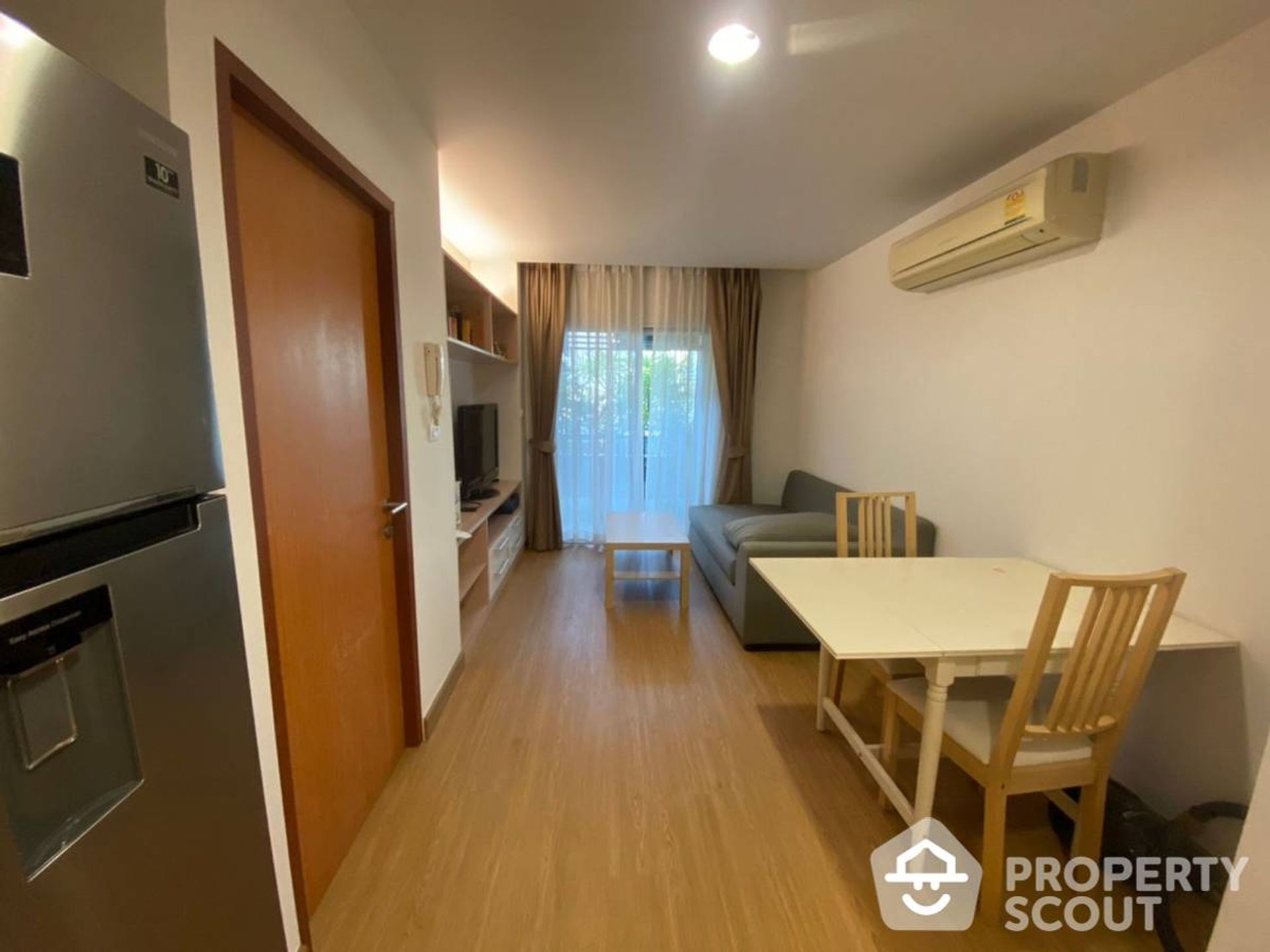 Condominium in Phra Khanong, Krung Thep Maha Nakhon 12692928