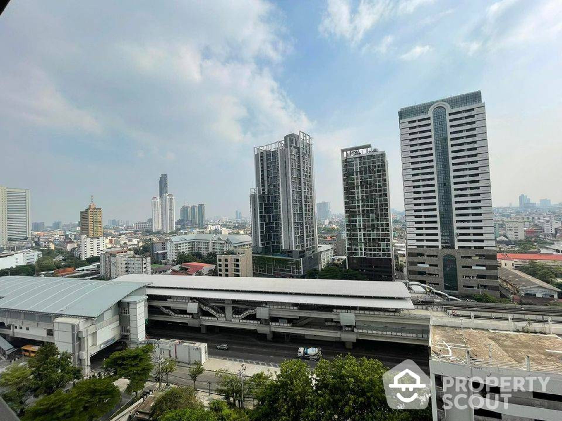 Kondominium di Turun, Krung Thep Maha Nakhon 12693068