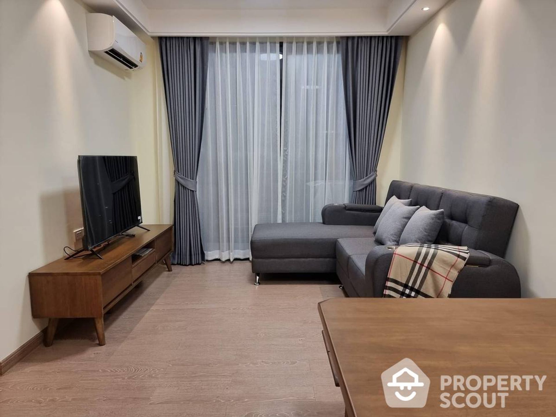 Condominio nel Yan Nawa, Krung Thep Maha Nakhon 12693080