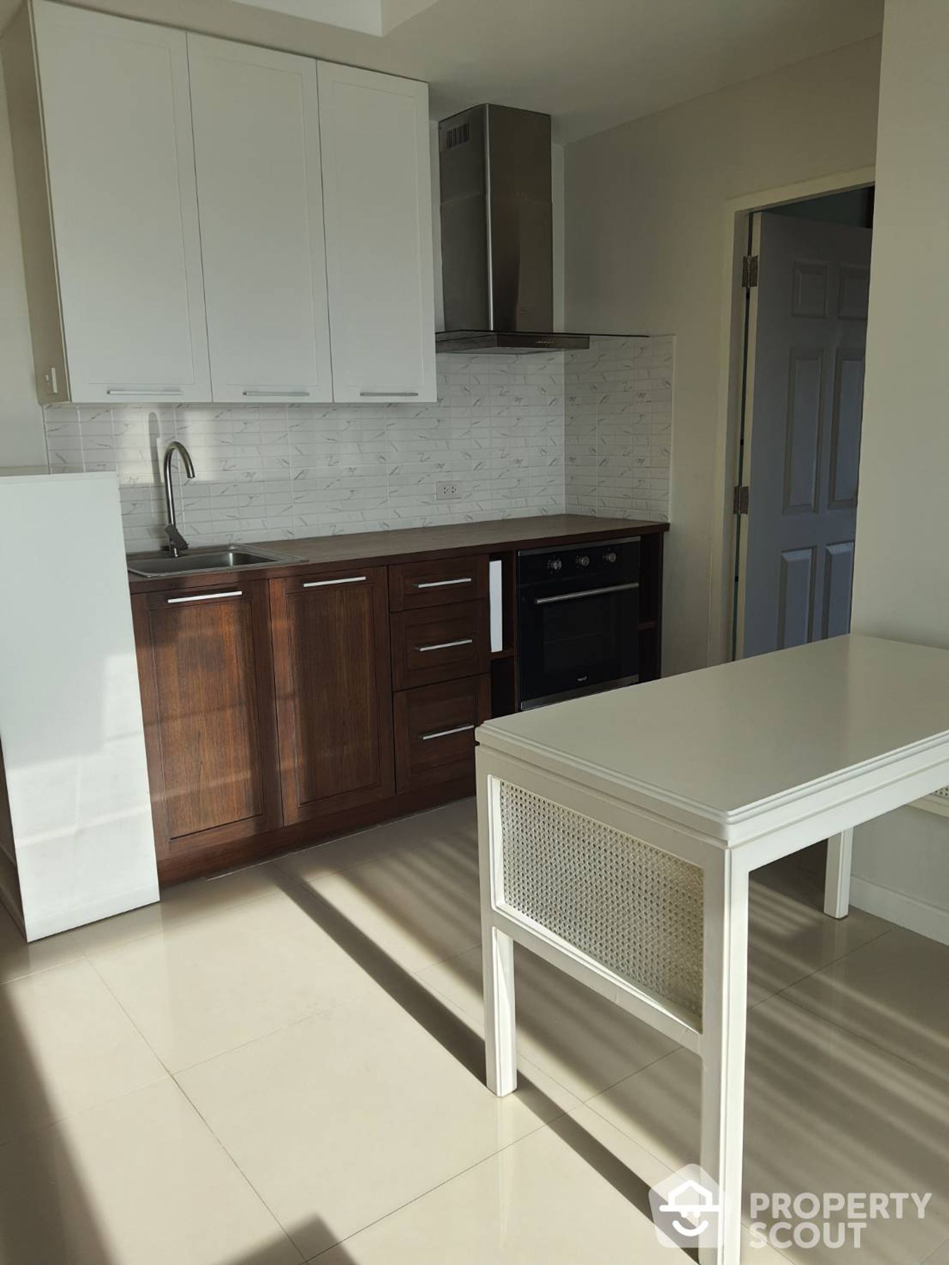 Condominio en satón, Krung Thep Maha Nakhon 12693125