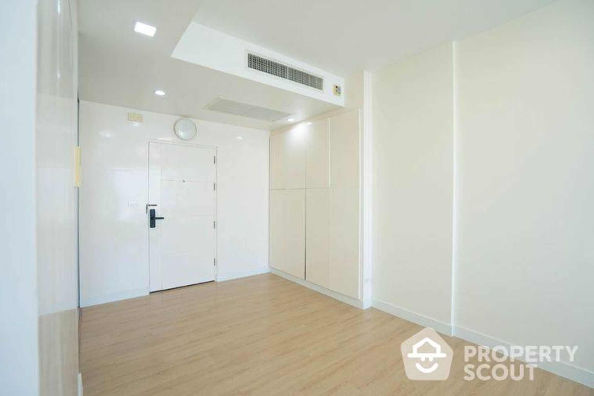 Condominio nel Scendere, Krung Thep Maha Nakhon 12693166