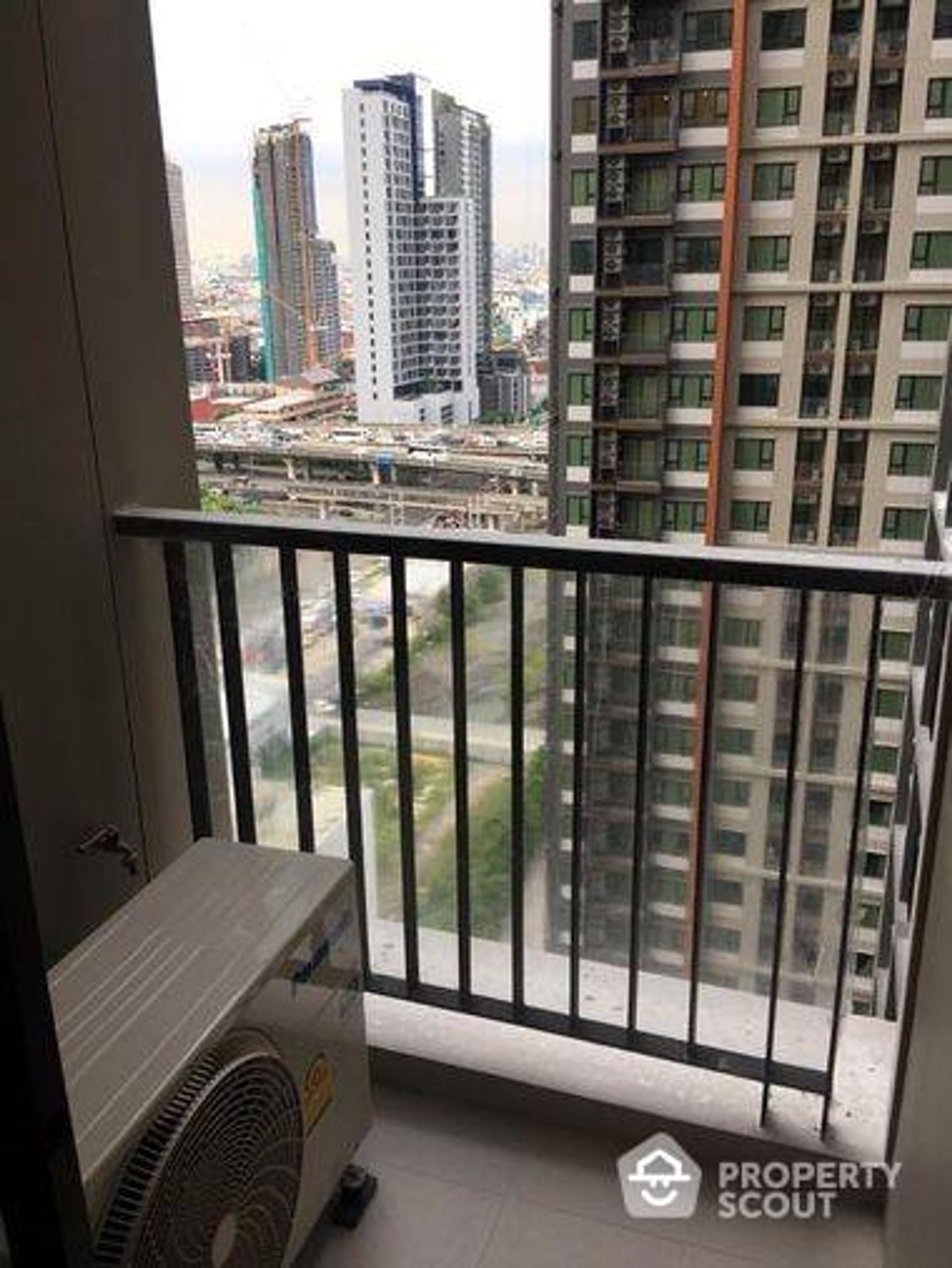 Condominium in , Krung Thep Maha Nakhon 12693345