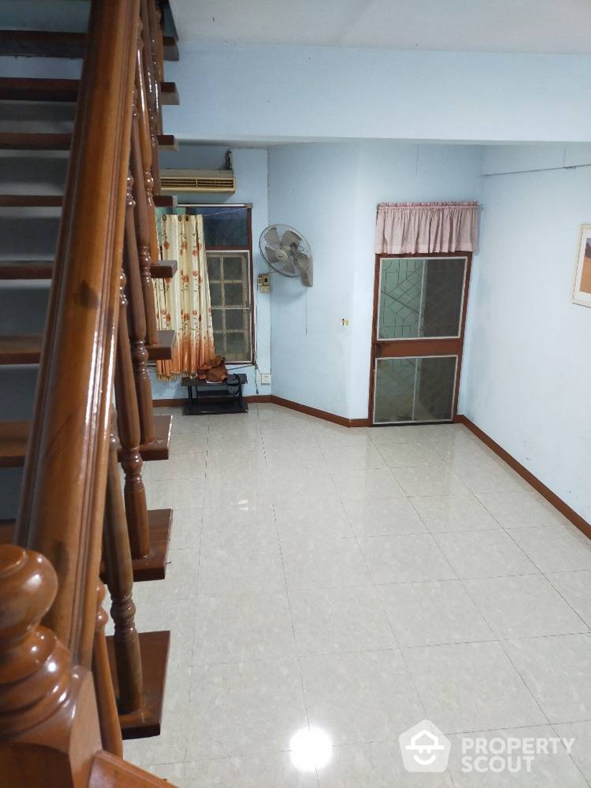 Casa nel Huai Khwang, Krung Thep Maha Nakhon 12693523