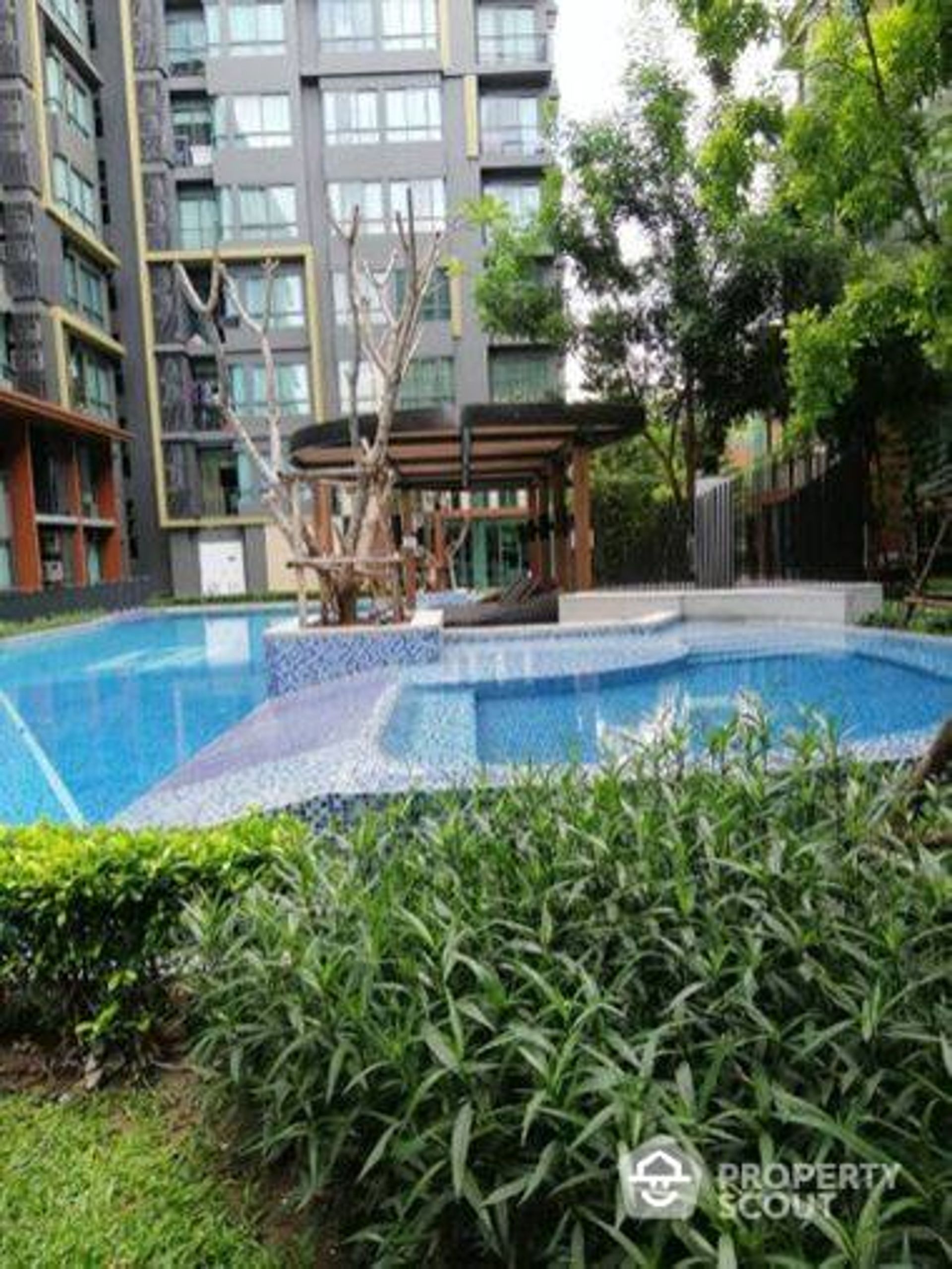 Condominium in , Krung Thep Maha Nakhon 12693583