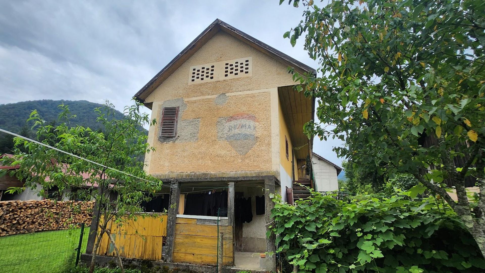 House in Brod na Kupi, Primorsko-Goranska Zupanija 12693600