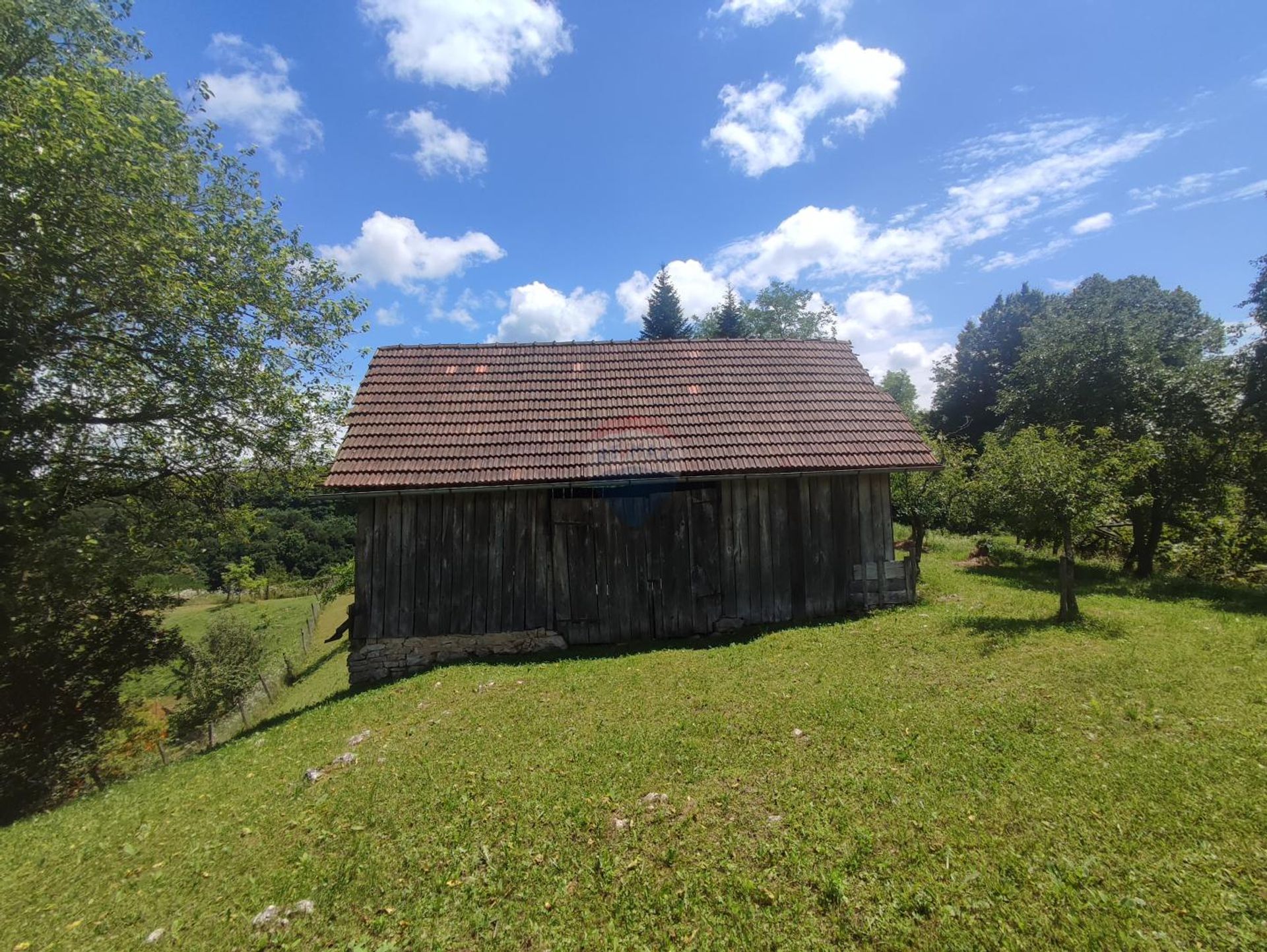 Terre dans Generalski Stol, Karlovačka županija 12694560