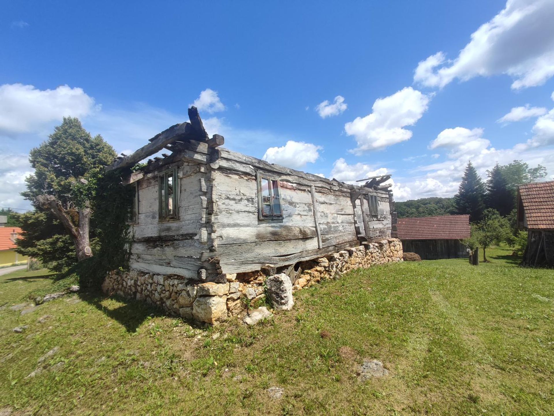 Terre dans Generalski Stol, Karlovačka županija 12694560