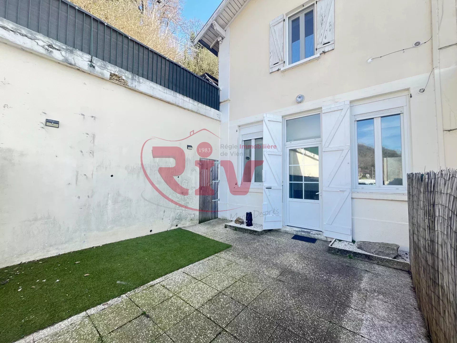 Condominium in Aixe-sur-Vienne, Nouvelle-Aquitaine 12694606