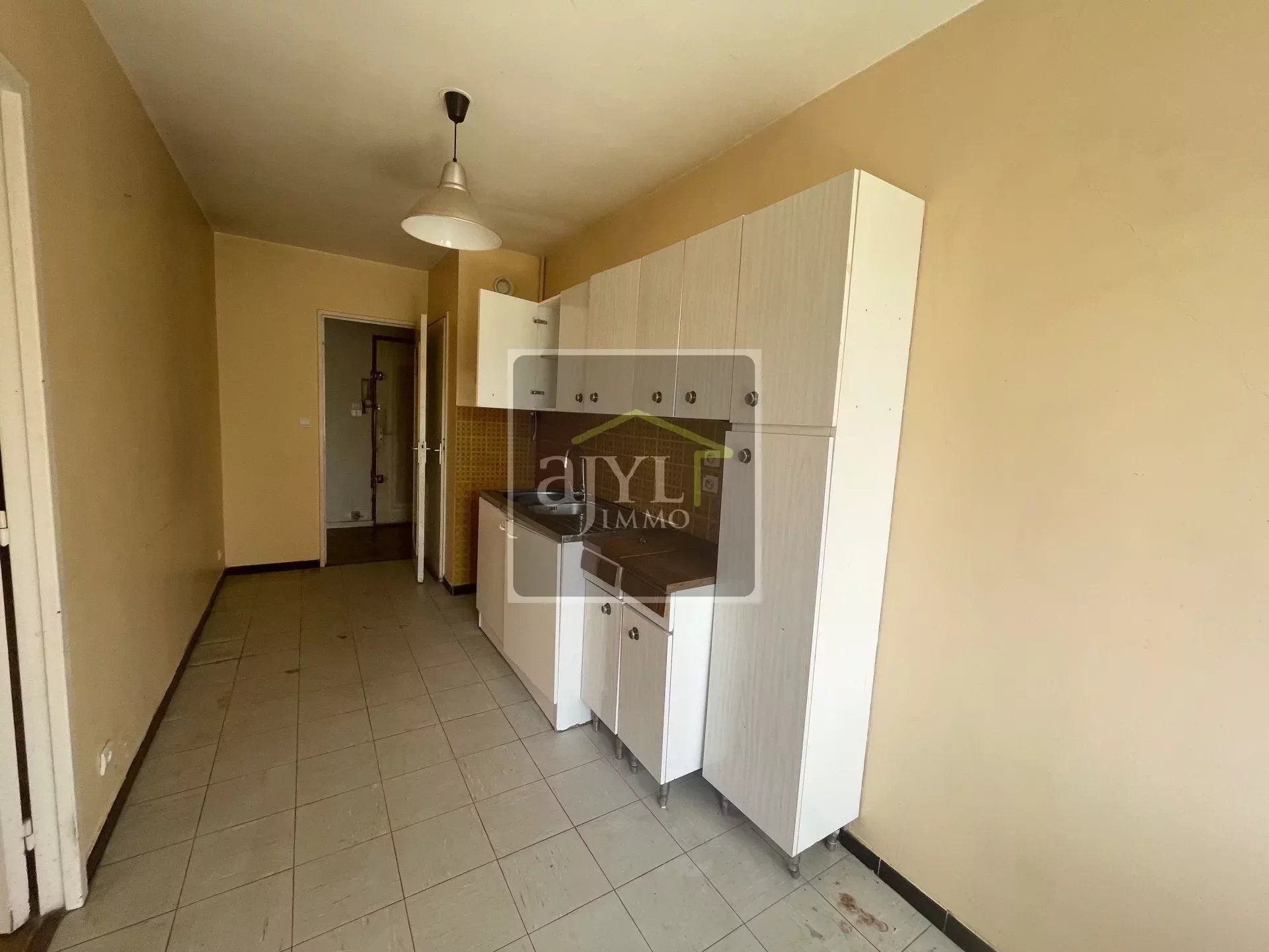 Кондоминиум в Marseille 12ème, Bouches-du-Rhône 12694682