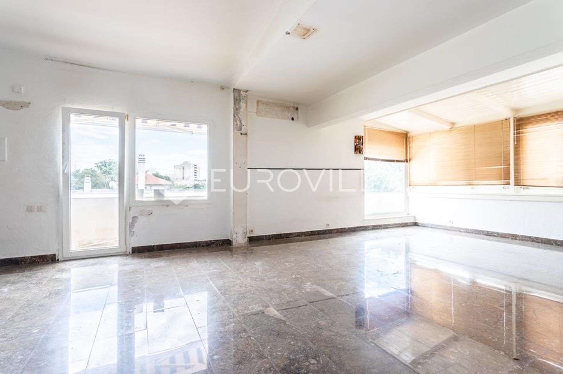 Condominium in Split, Splitsko-dalmatinska županija 12694803