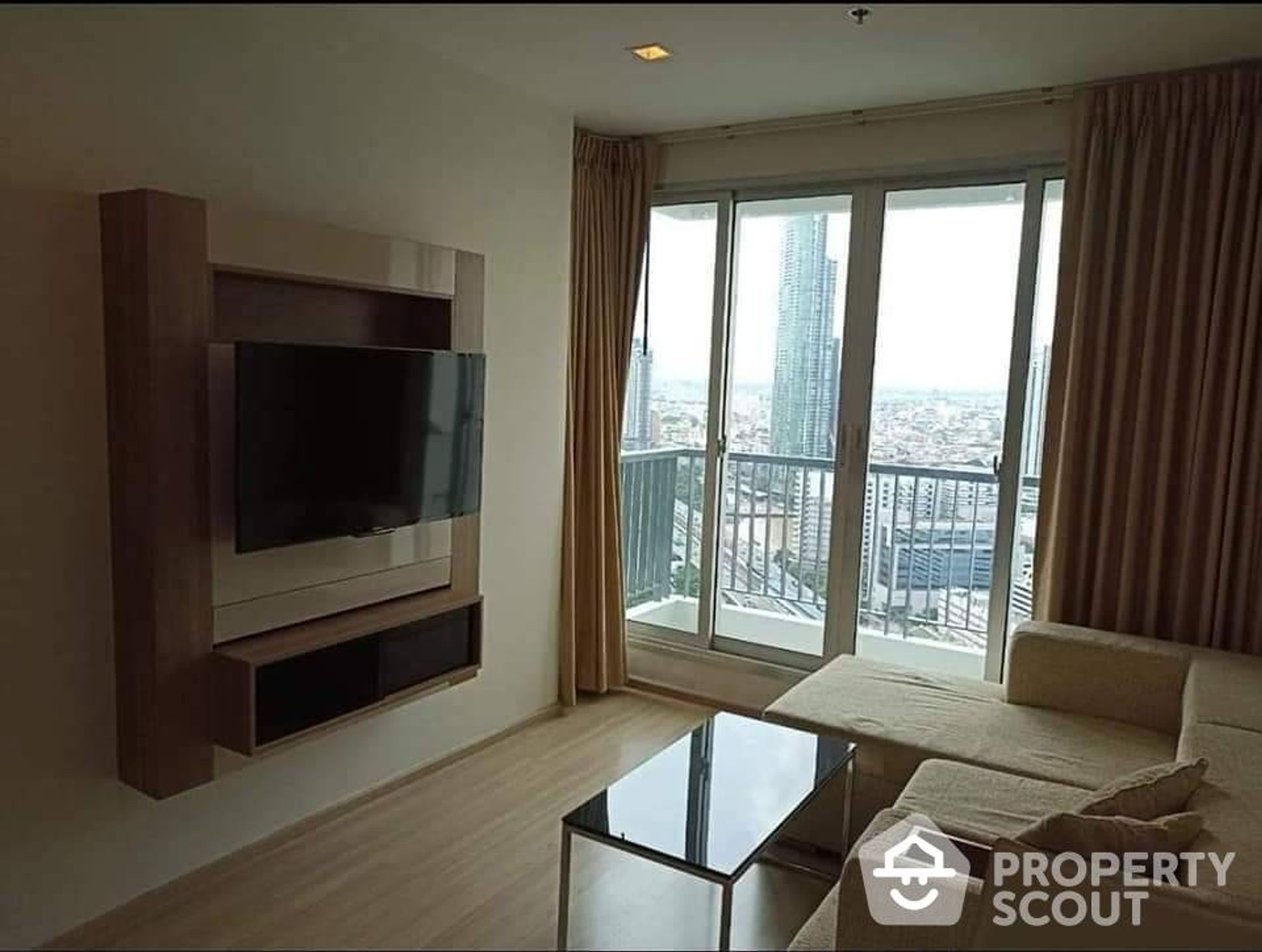 Condominium in Sathon, Krung Thep Maha Nakhon 12695386