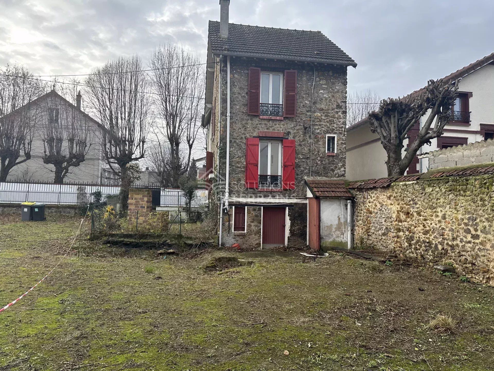 بيت في Sannois, Ile-de-France 12695537