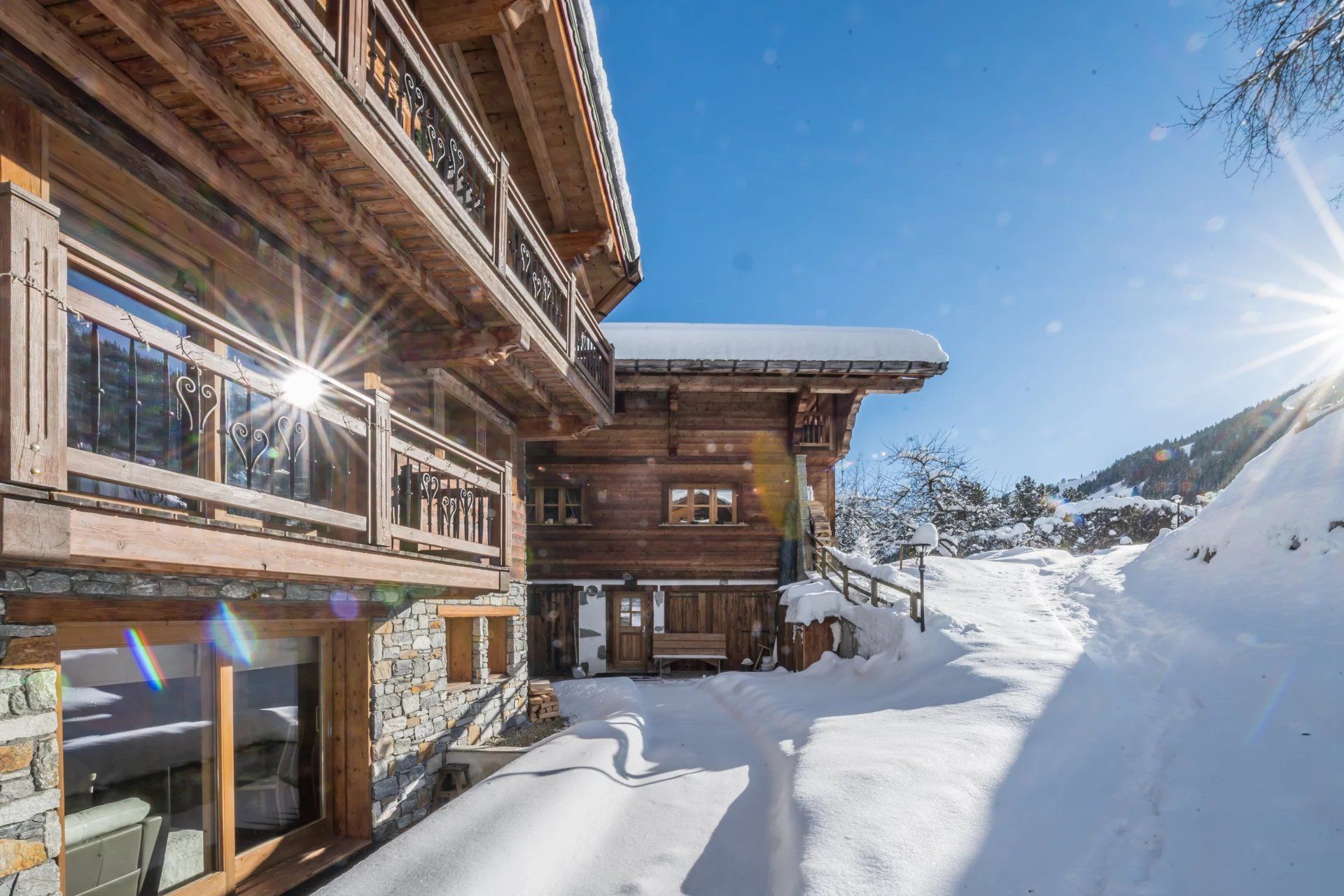 Residential in Courchevel, Savoie 12695632