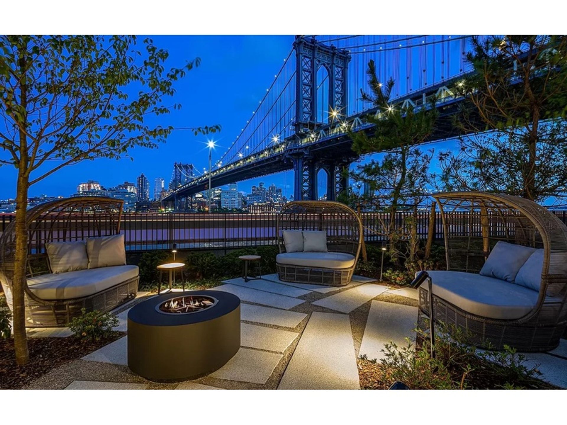 Condominio en New York, New York 12695671