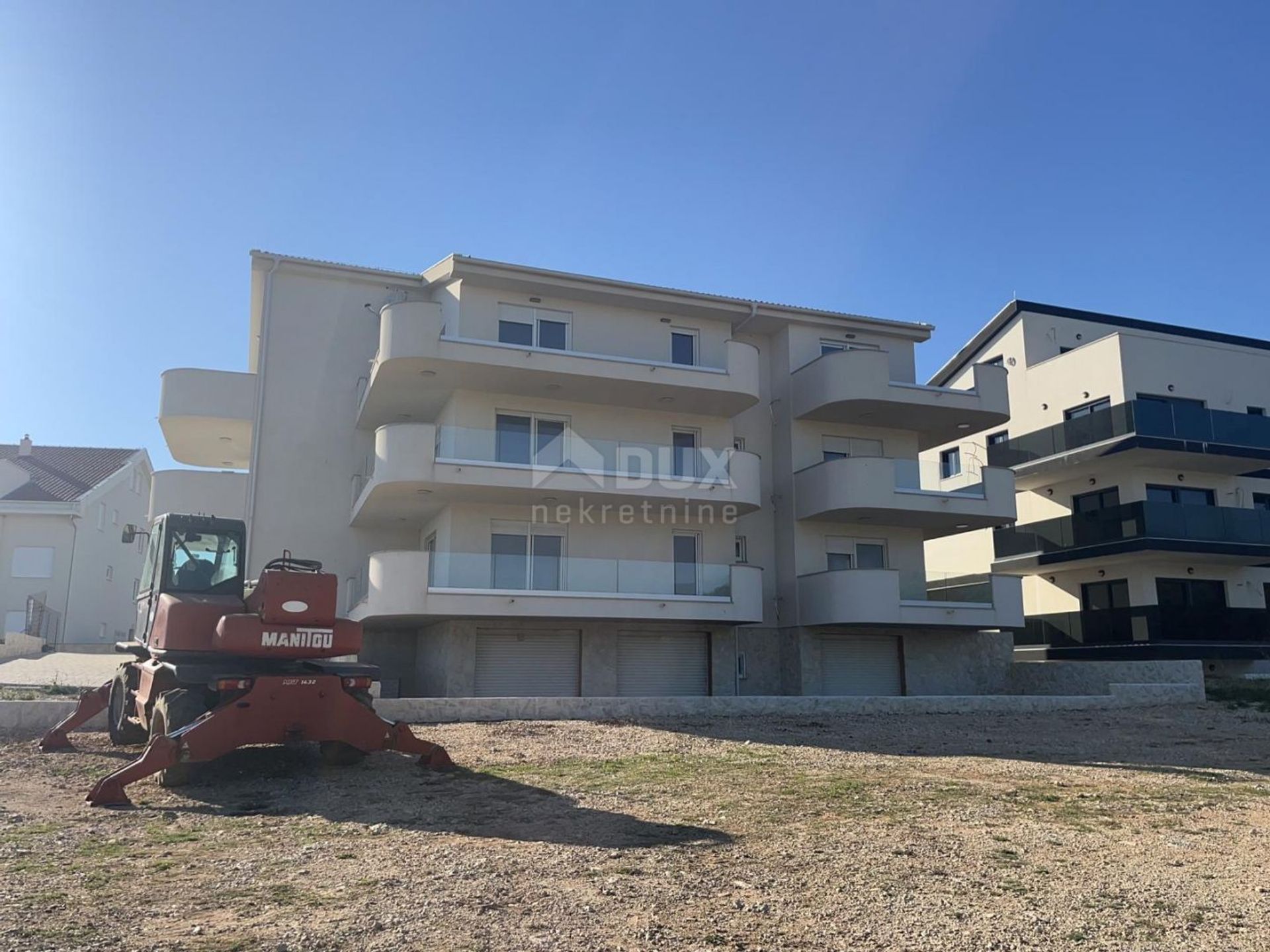 Condominium dans Povljana, Zadar County 12695764