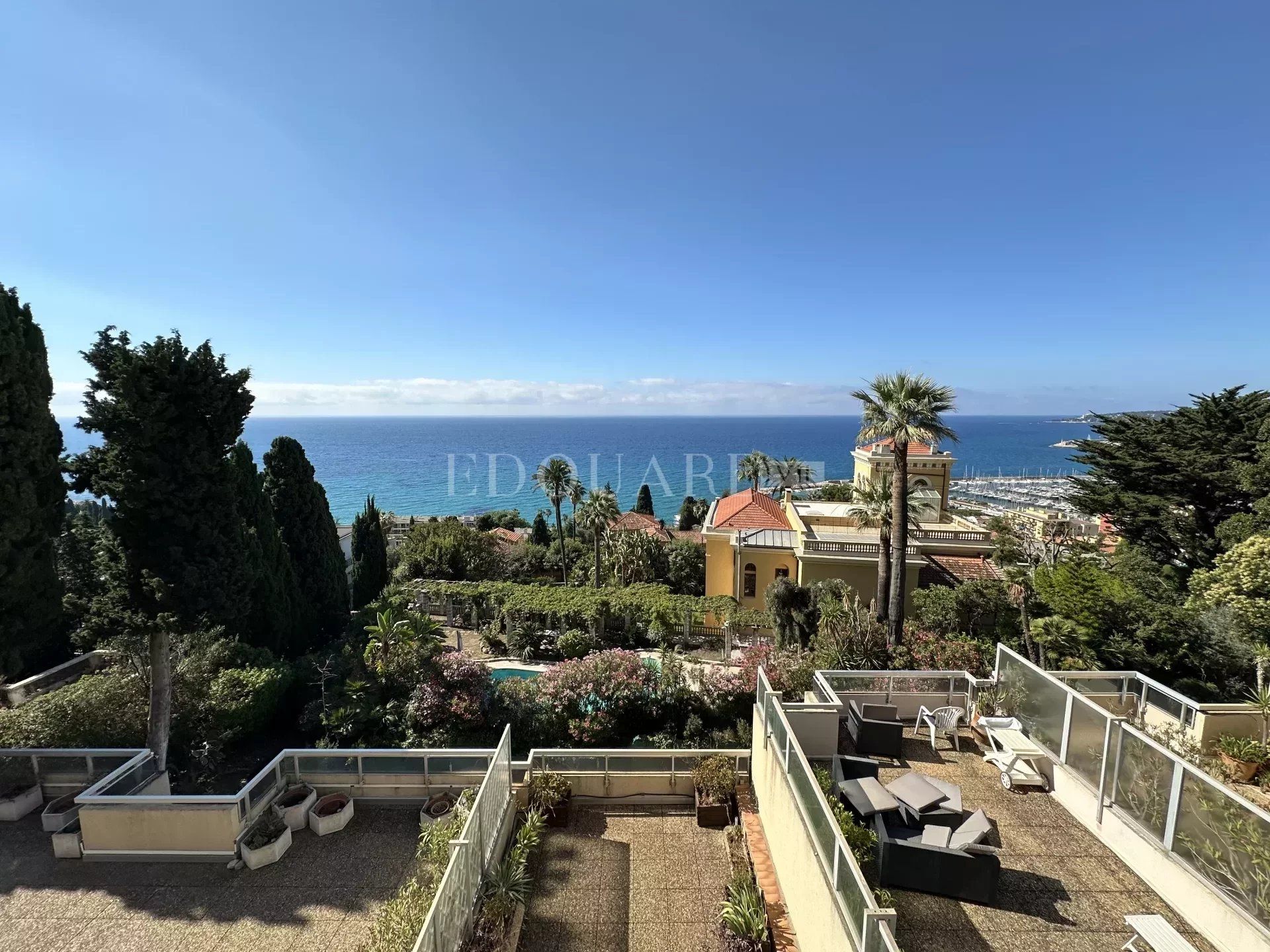 Kediaman dalam Menton, Alpes-Maritimes 12696301