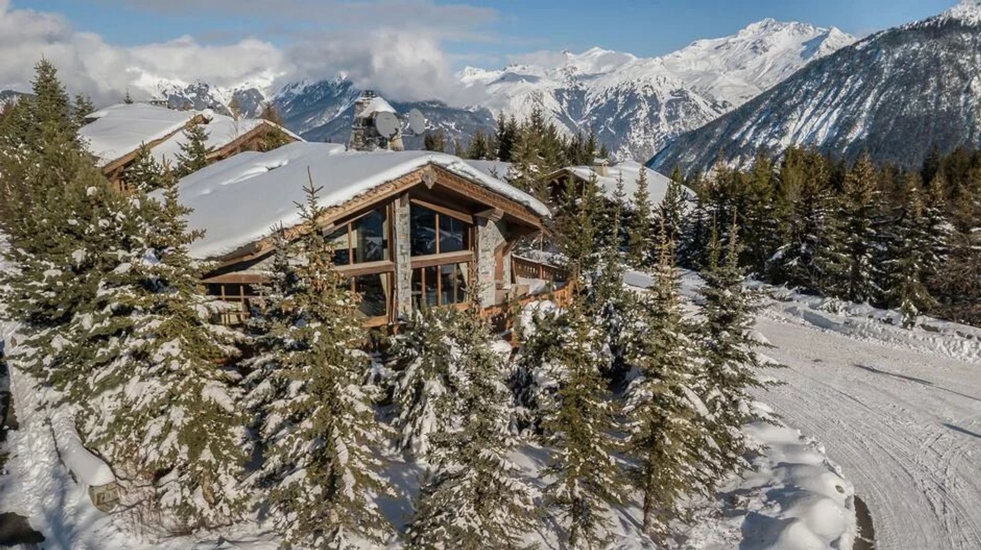 rumah dalam Courchevel, Savoie 12696374