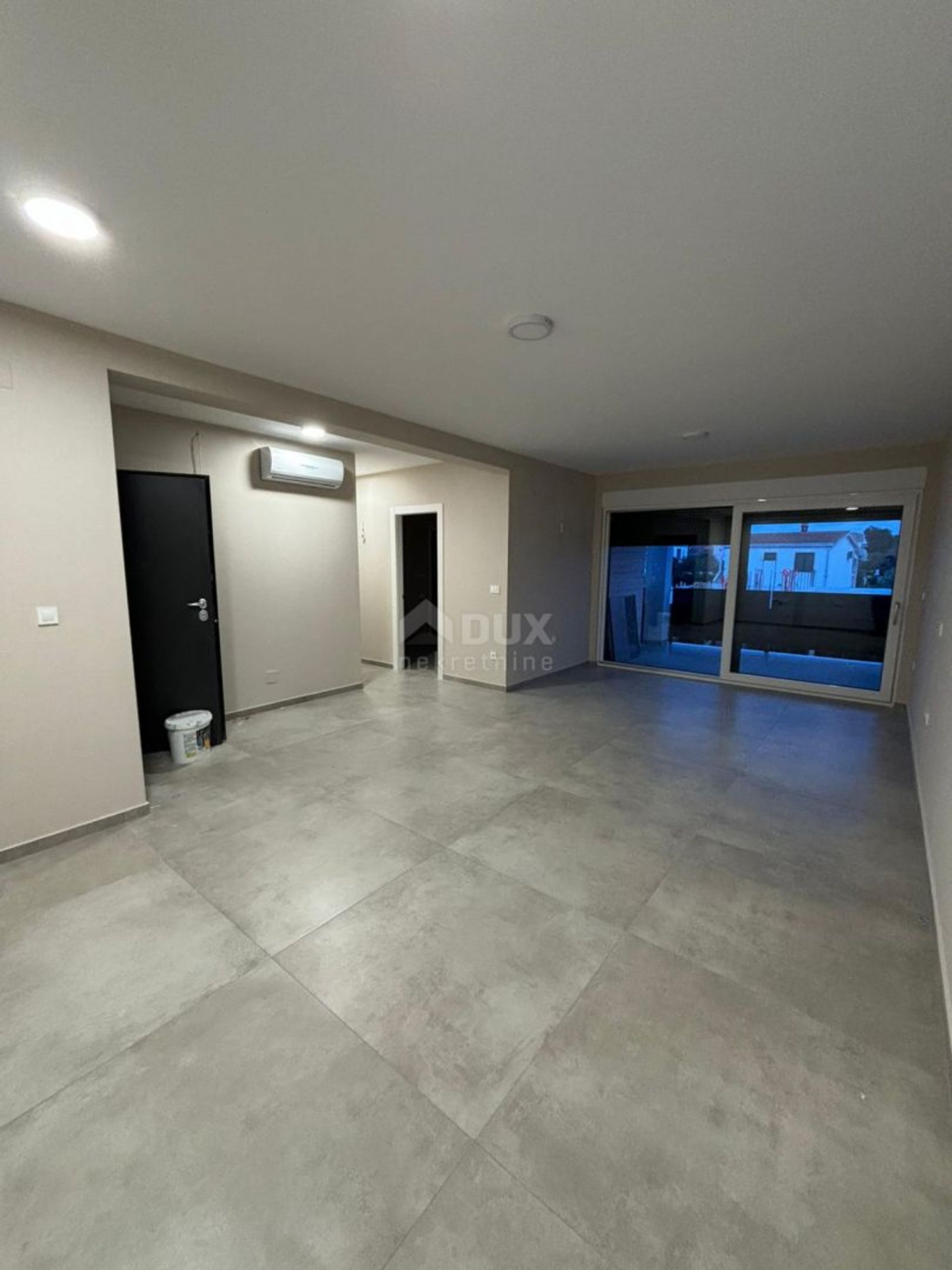 Ejerlejlighed i Privlaka, Zadar County, Zadar County 12696845