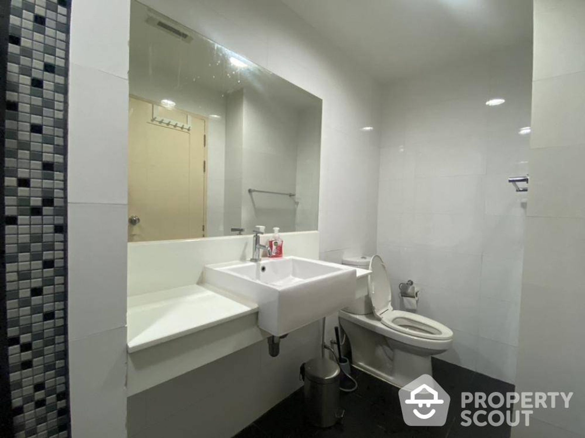 Condominium in , Krung Thep Maha Nakhon 12697760