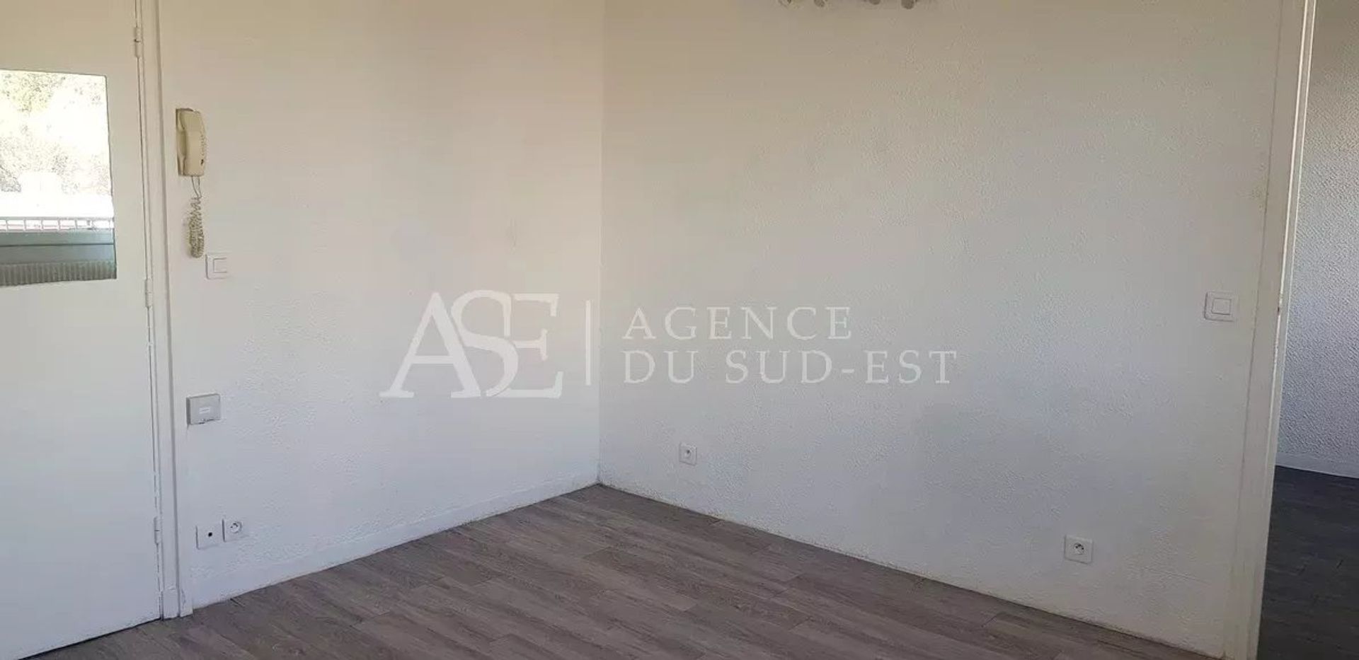 Condominio en Aix en Provence, Provenza-Alpes-Costa Azul 12697976