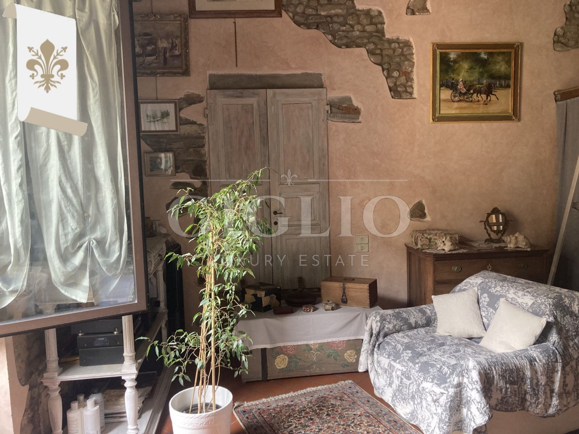 Condominio nel Firenze, Via dei Renai 12698027