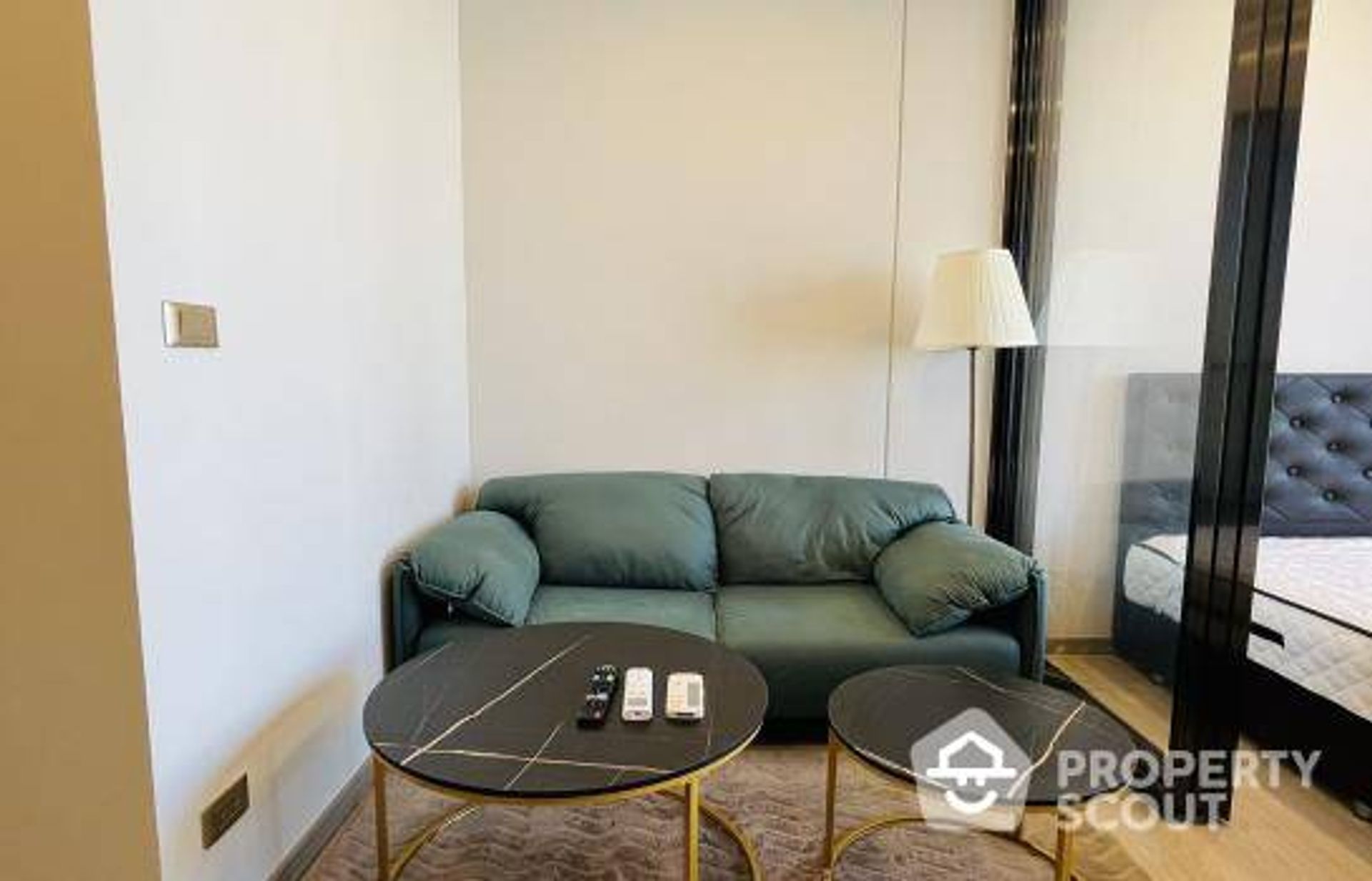 Condominium in Ban Na Lied, Krung Thep Maha Nakhon 12699474