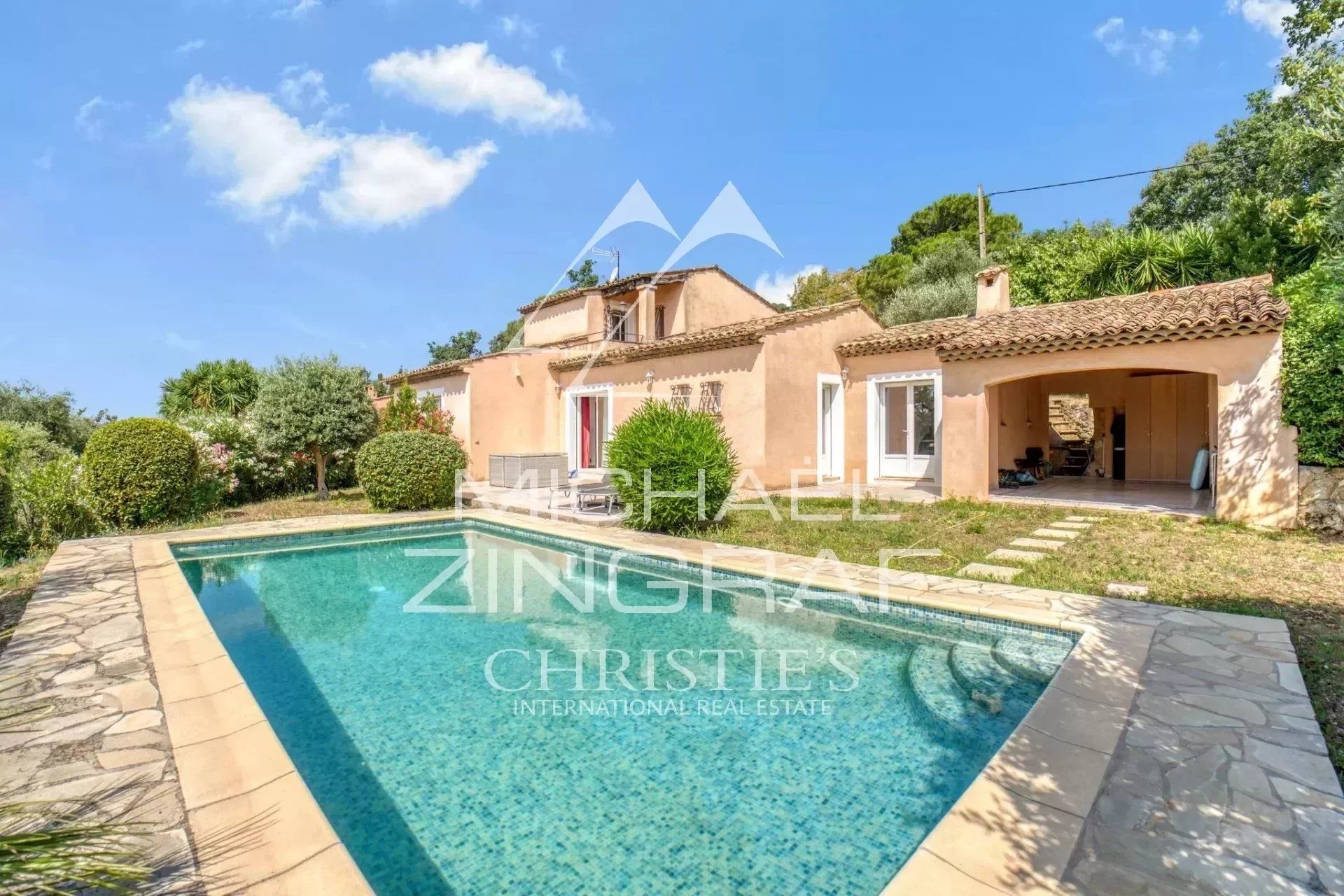 House in Le Tignet, Provence-Alpes-Cote d'Azur 12703041